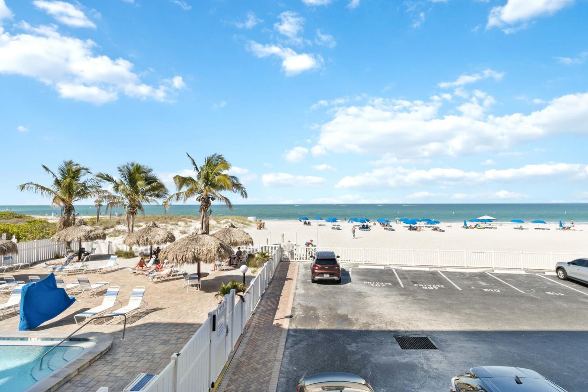 Beachfront - Ocean Views - Beach Place #108 photo 3