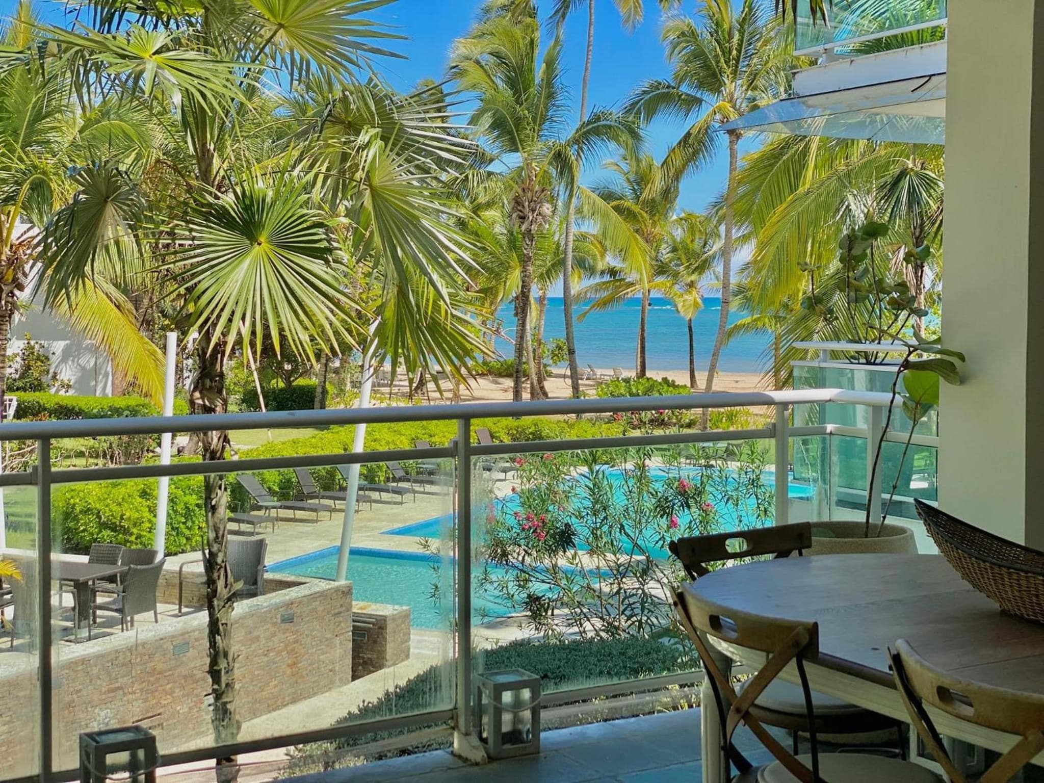 Stunning Beachfront Condo With Private Beach, Las Terrenas-El Limón