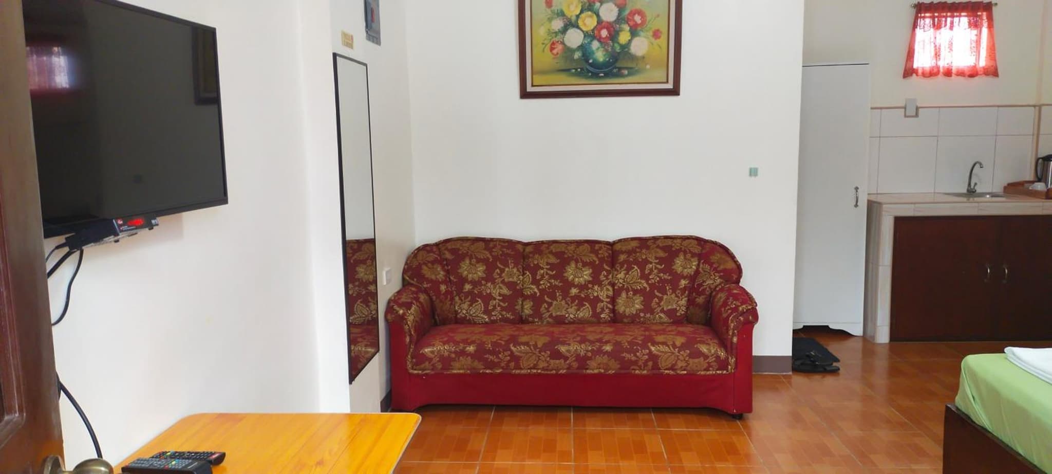 ALTHEA BIRDS NEST INN photo 2