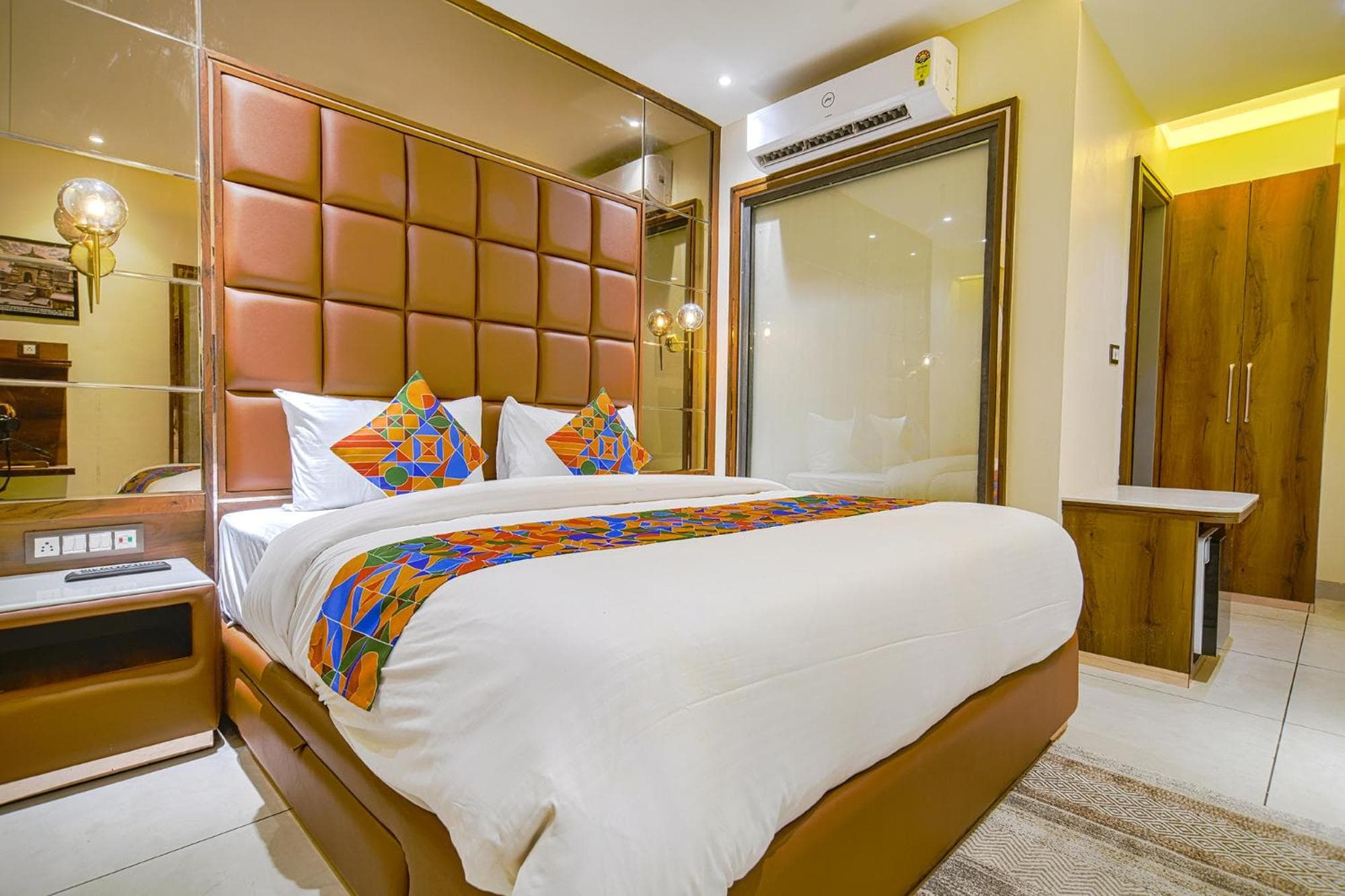 FabHotel Benchmark photo 9