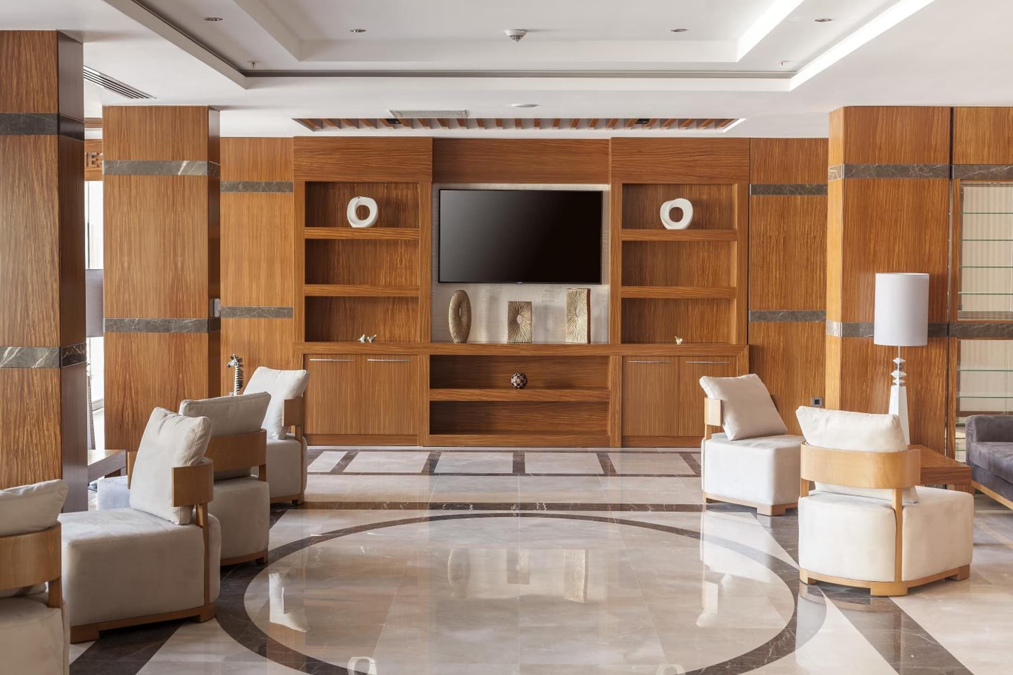 Lamec Hotel Business photo 4