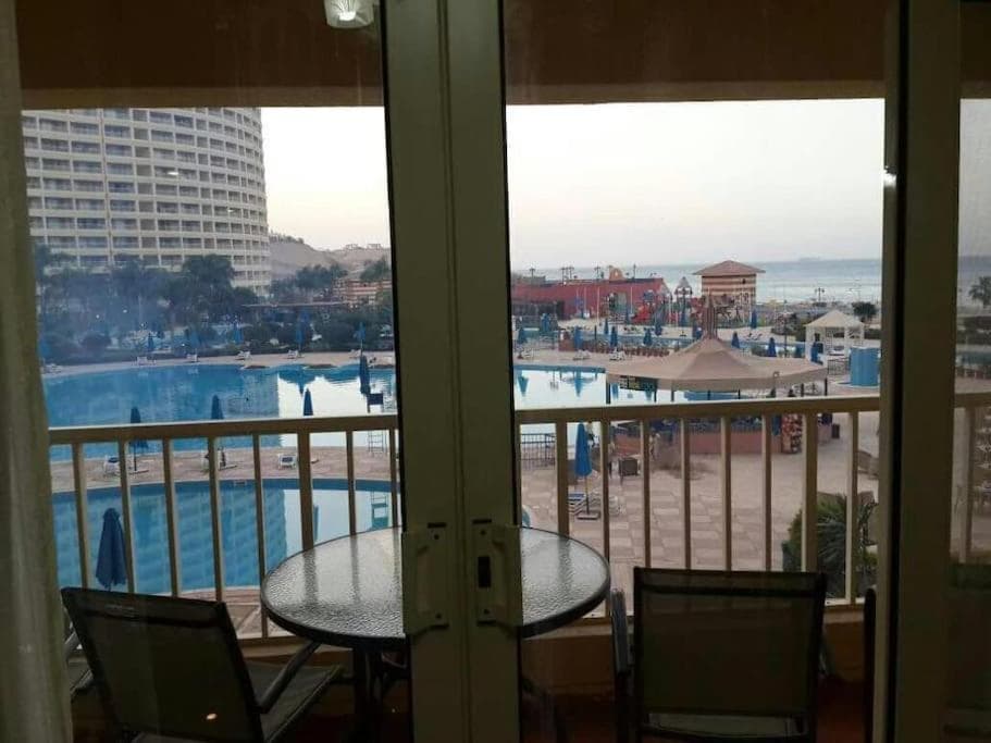 Porto Ain ElSokhna Pyramid Towers family Winter Escape
