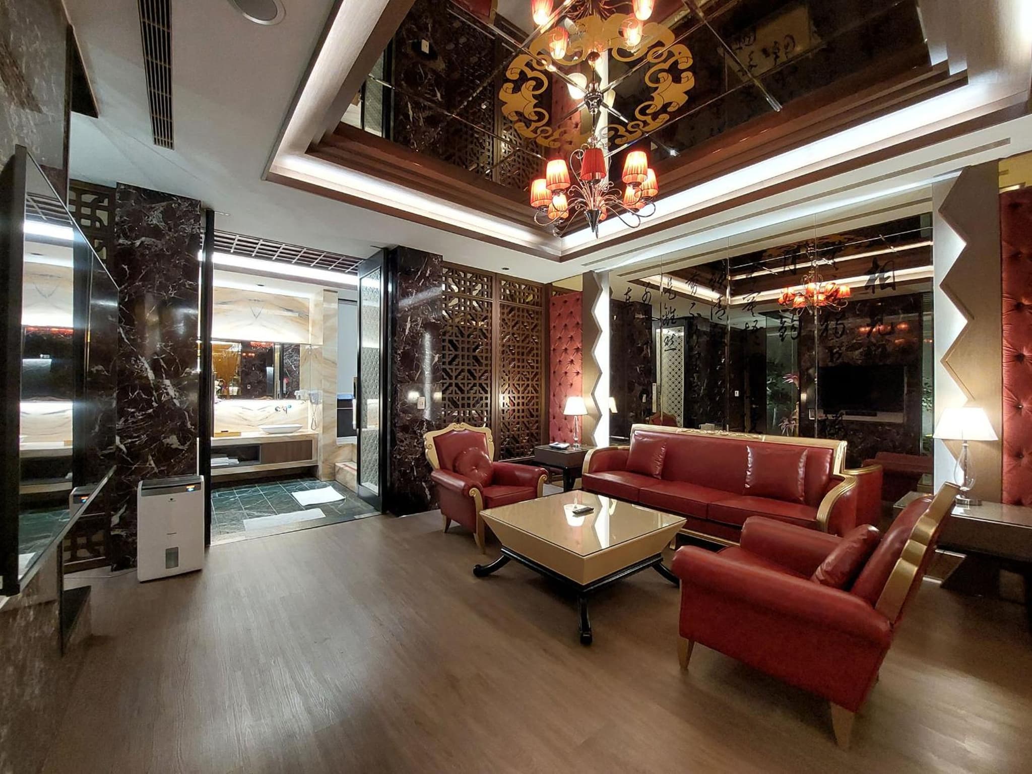 Elysees Motel photo 3