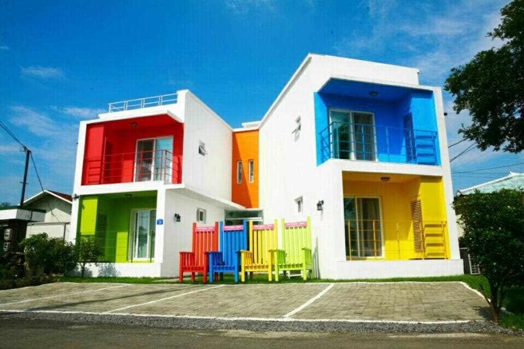 Cozy House & Tour