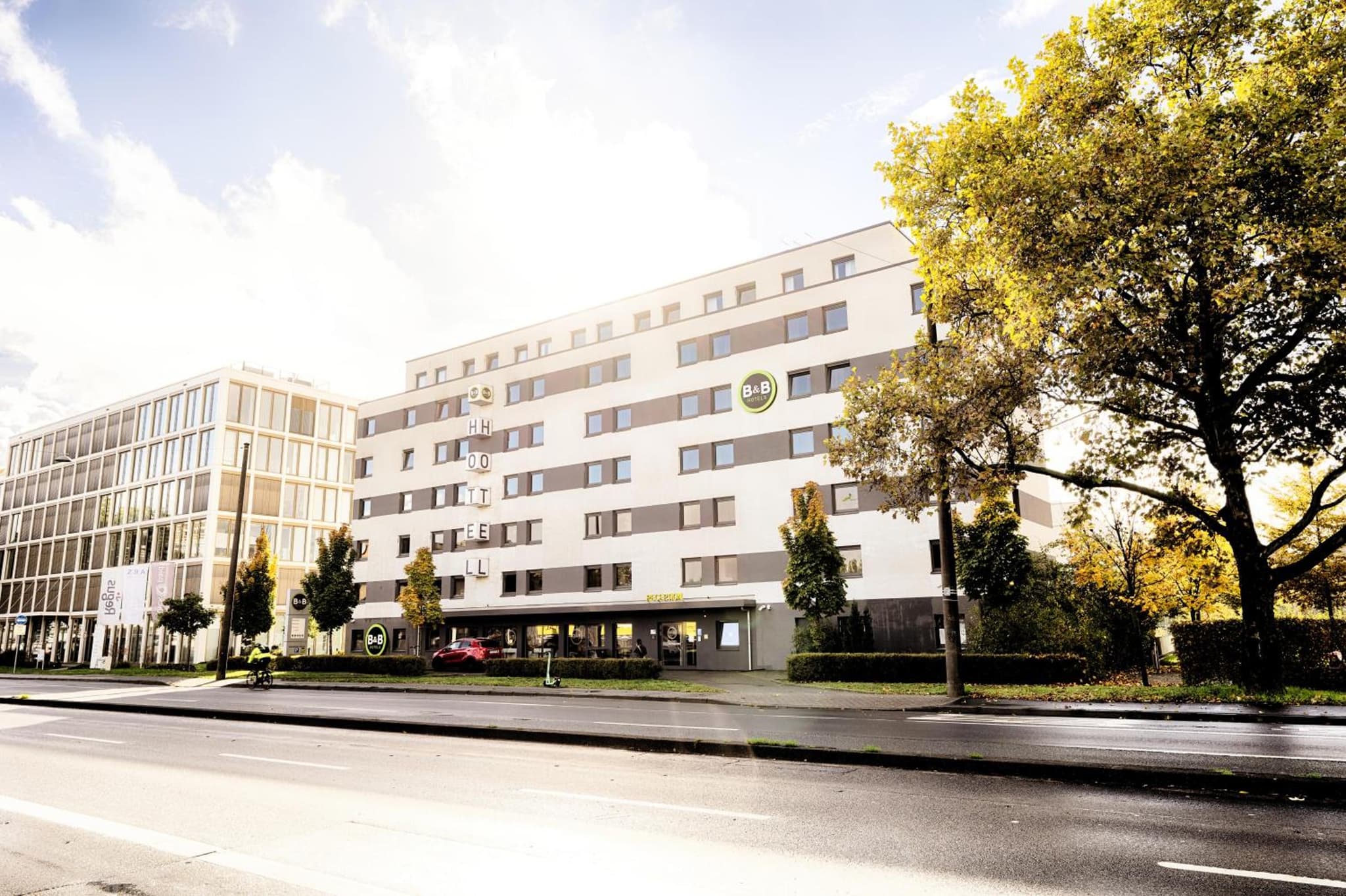 B&B HOTEL Wiesbaden-Hbf photo 5