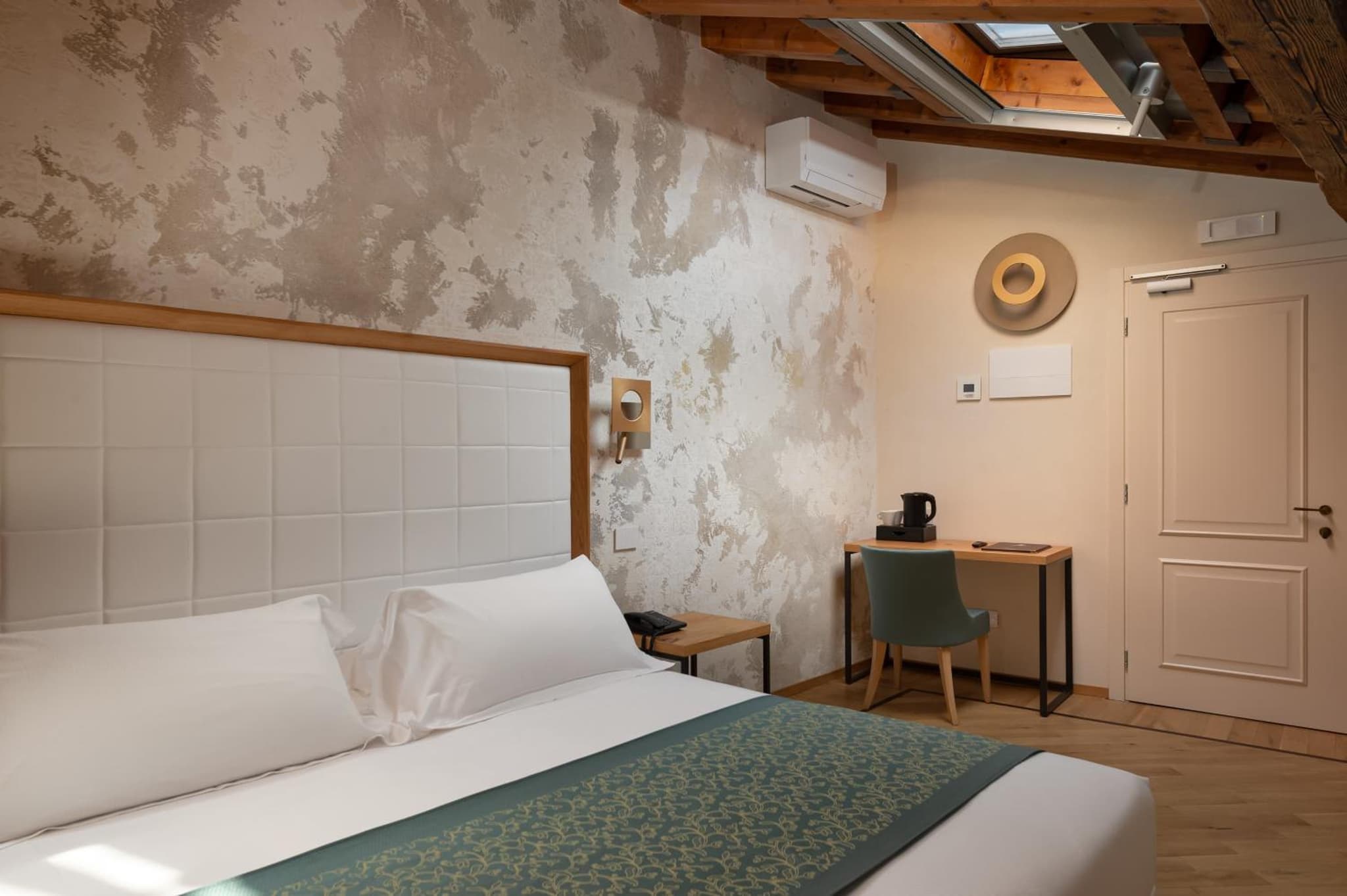 Cà Uberti Palace Hotel, MantegnaHotels photo 4