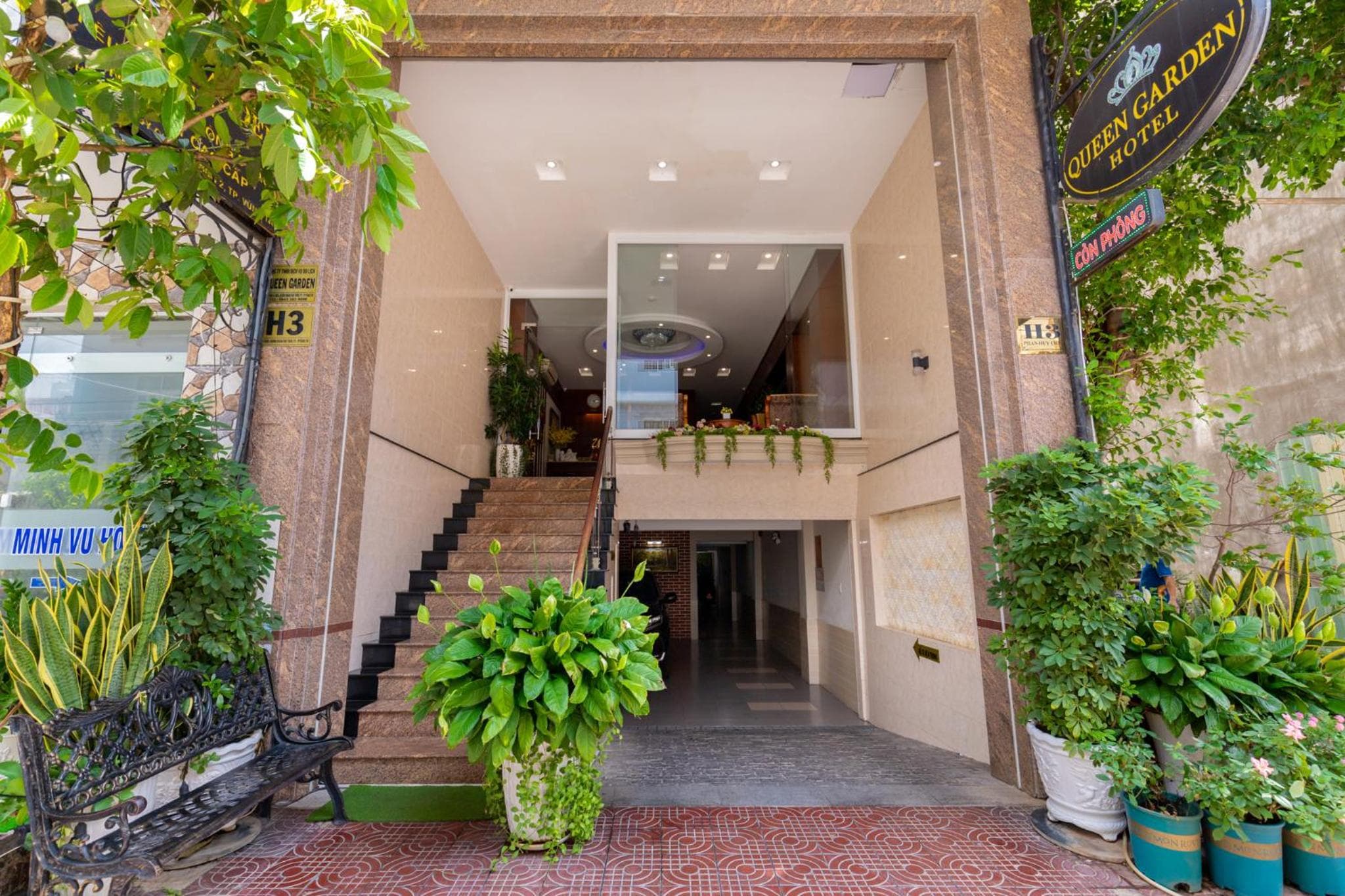 Queen Garden Hotel & Apartment photo 3