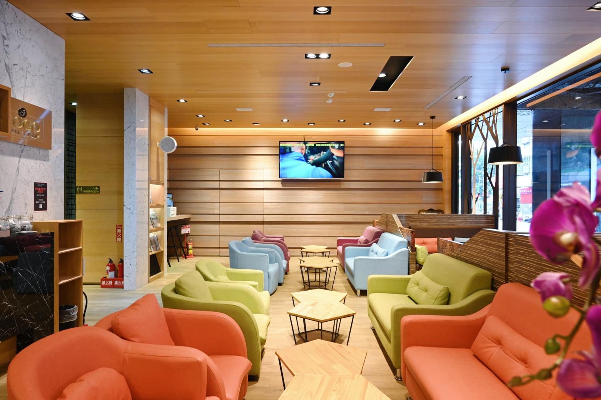 GOGO Hotel City Hall photo 9