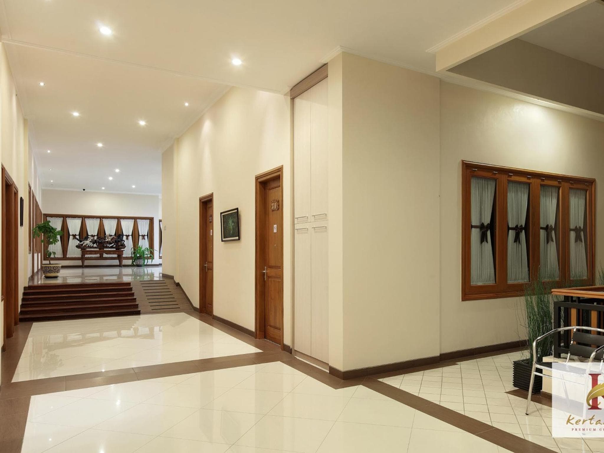Kertanegara Premium Guest House photo 3