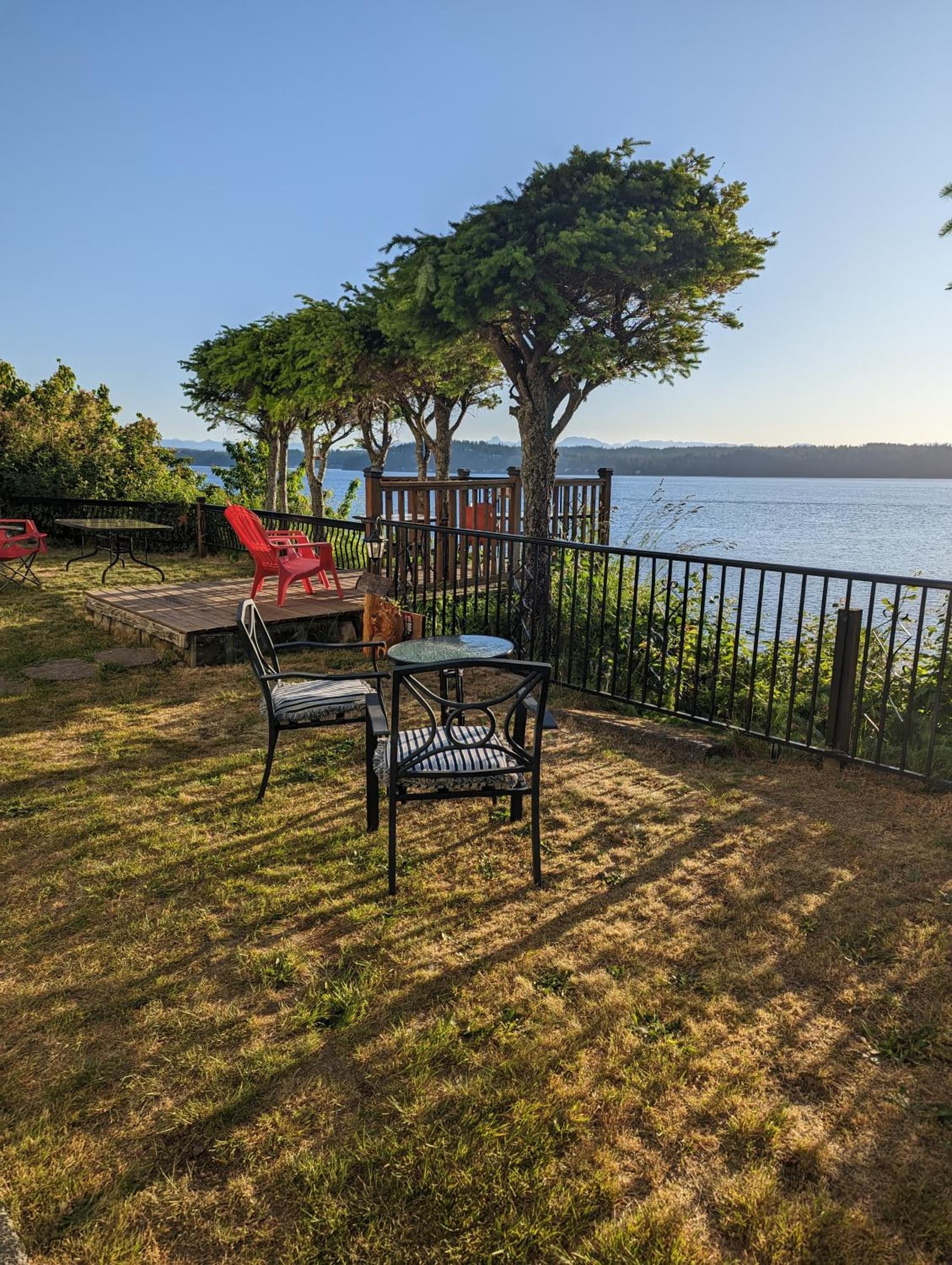 Above Tide Motel photo 9