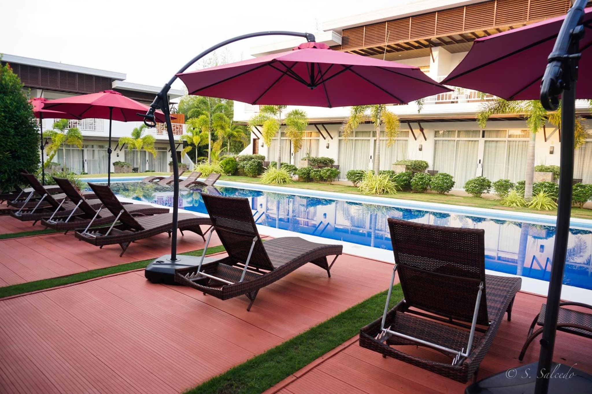 Bella Napoli Resort & Resto photo 4