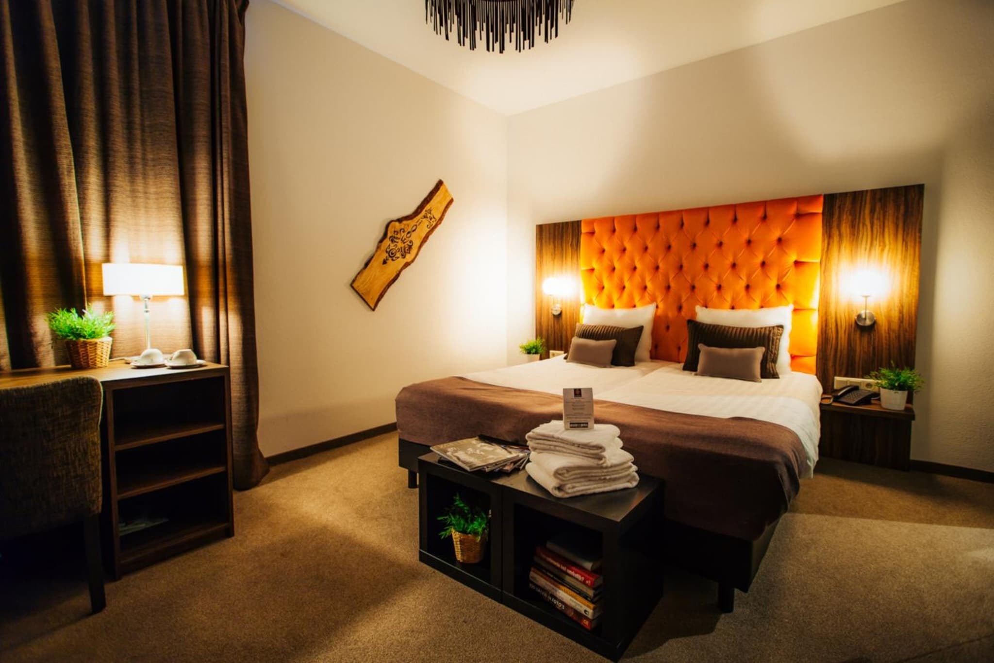 Hotel La Reine photo 2