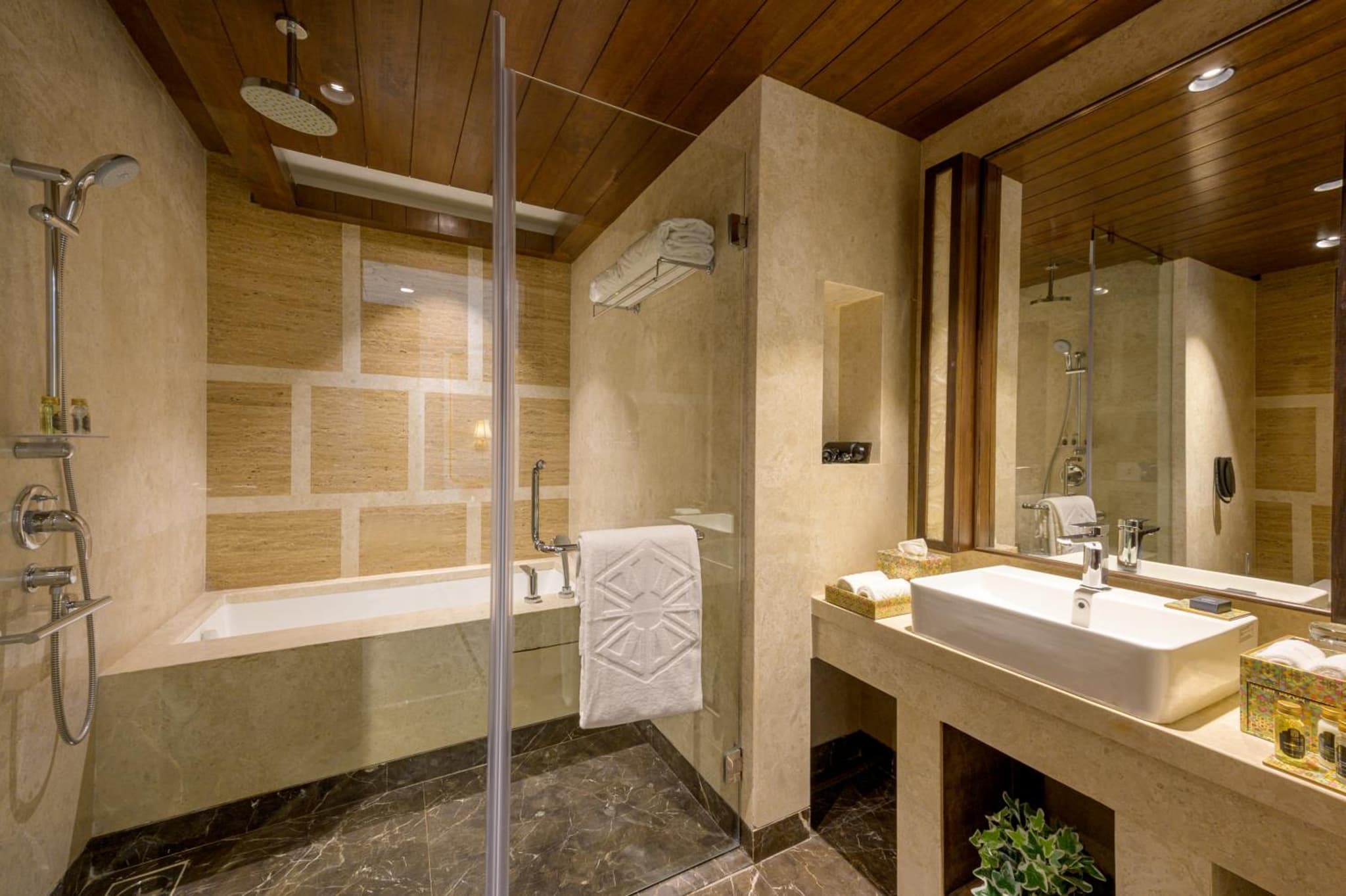 Taj Gandhinagar Resort and Spa photo 8