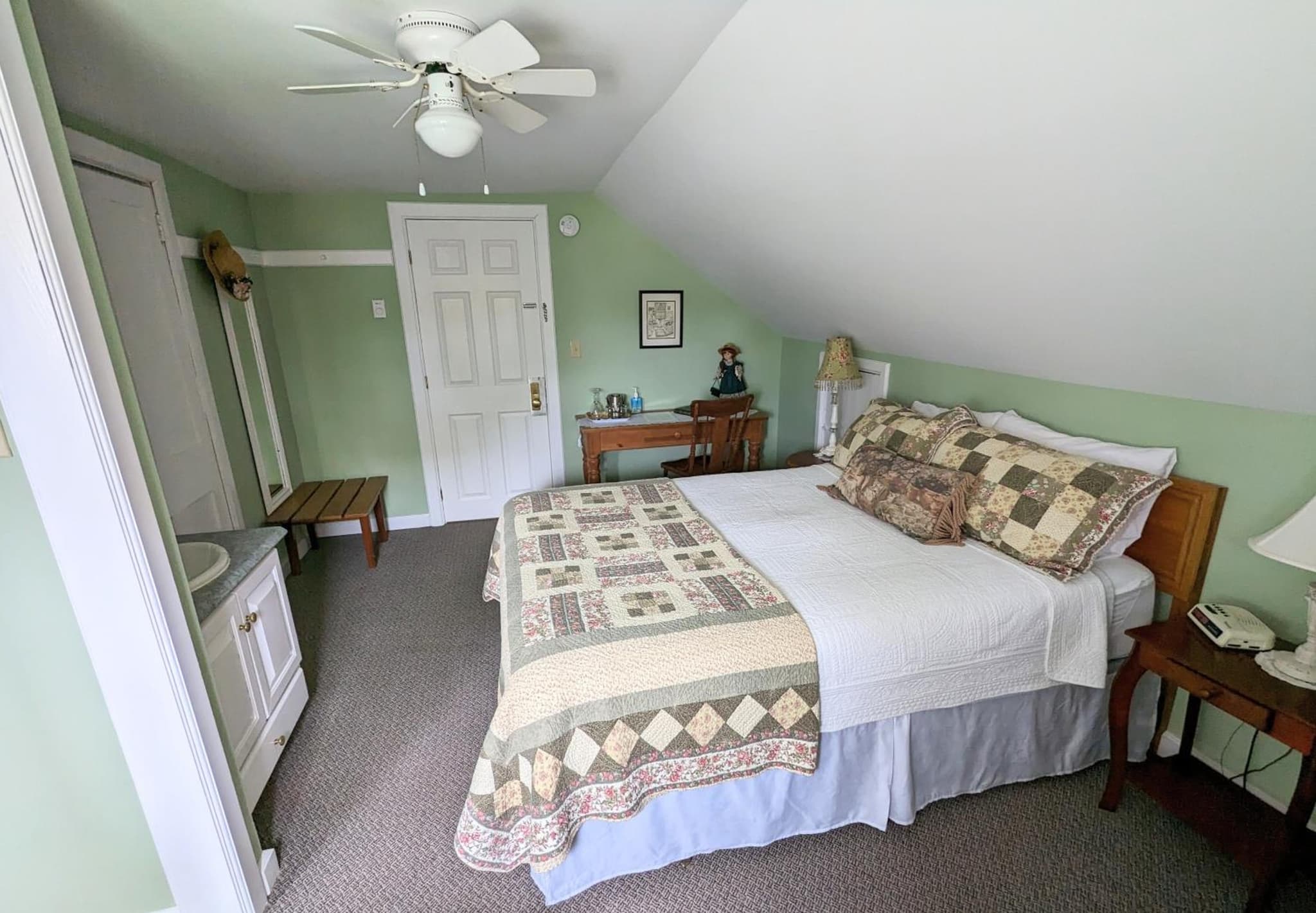 The Georgetown Inn photo 7