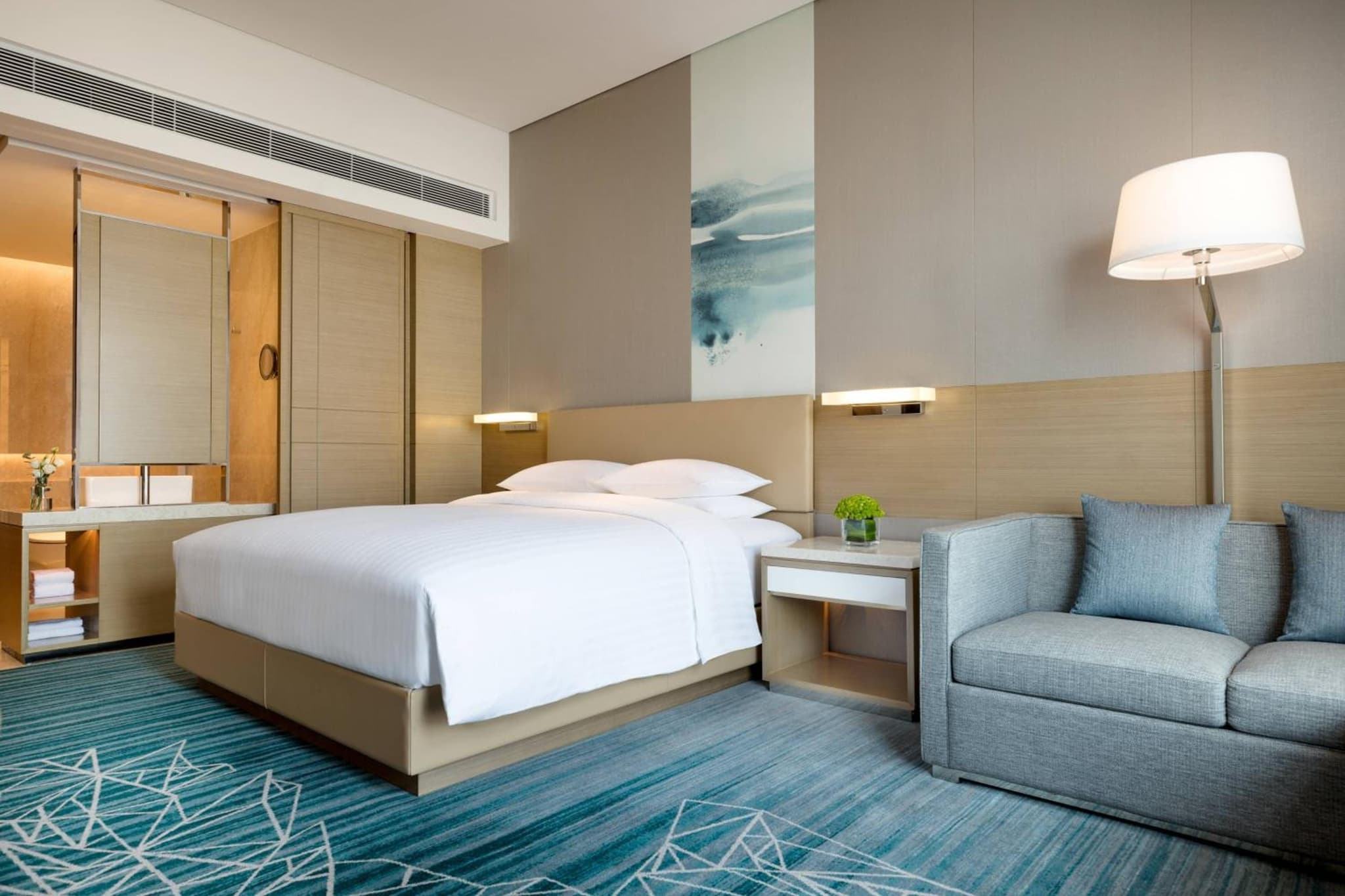 Courtyard by Marriott Shunde Longjiang photo 4