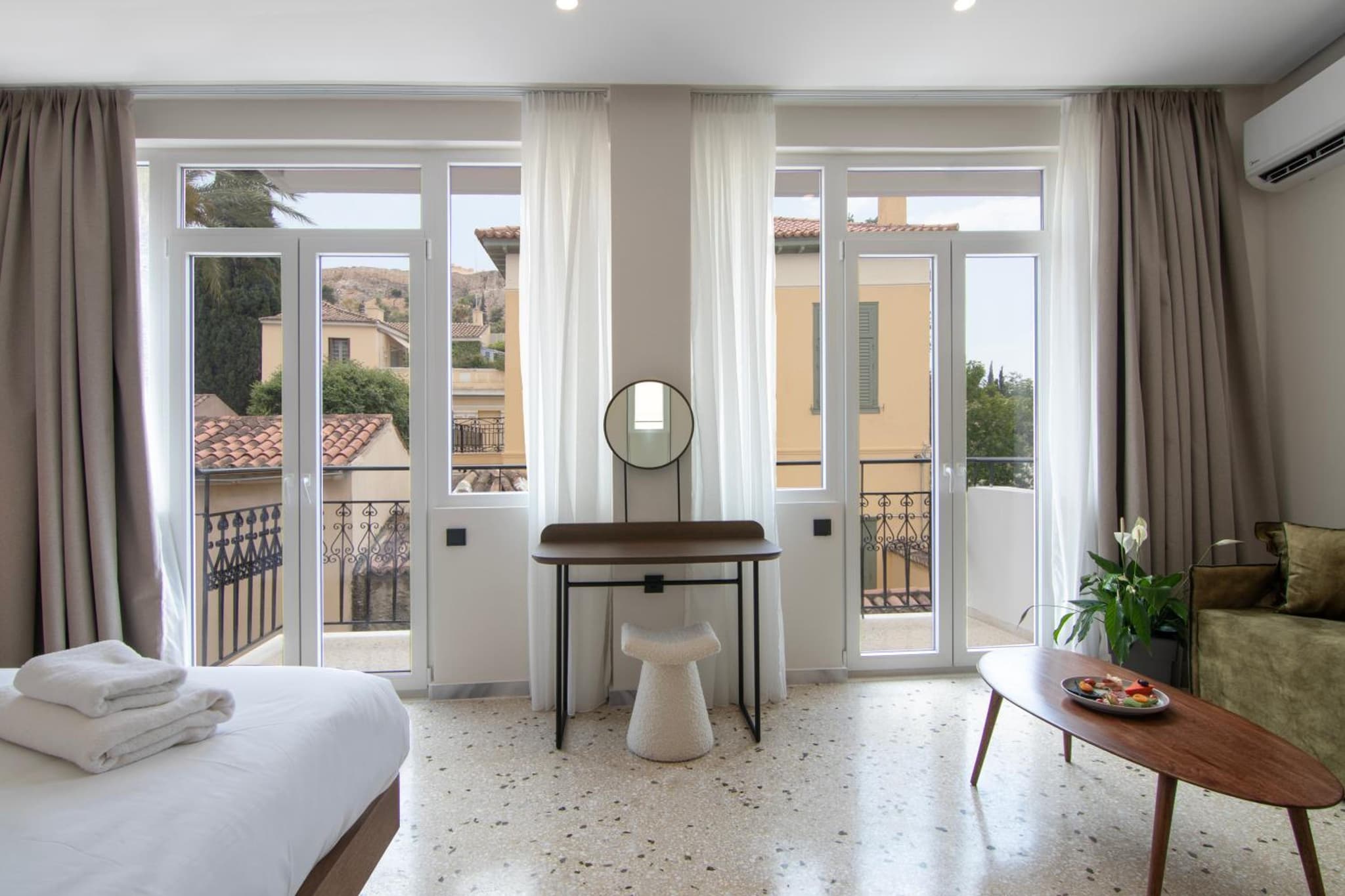 Mythodea Athens Suites photo 3