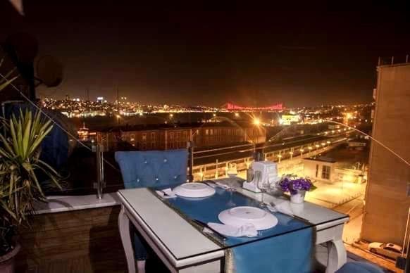Crowned Plus Hotel photo 8