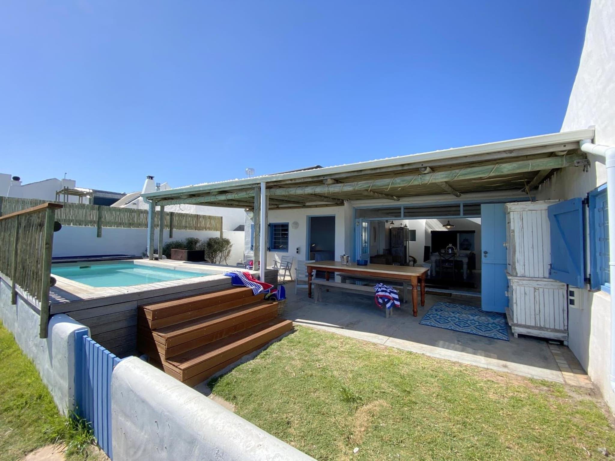 Beach House photo 7