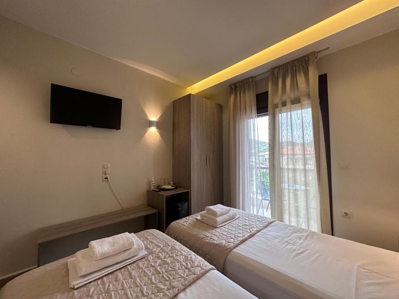 Yulia Luxury Apartments photo 4