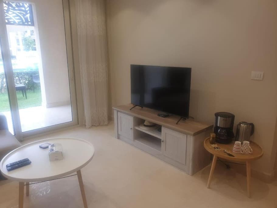 Mangroovy - Delicate 1BR Ground floor by the Pool photo 4