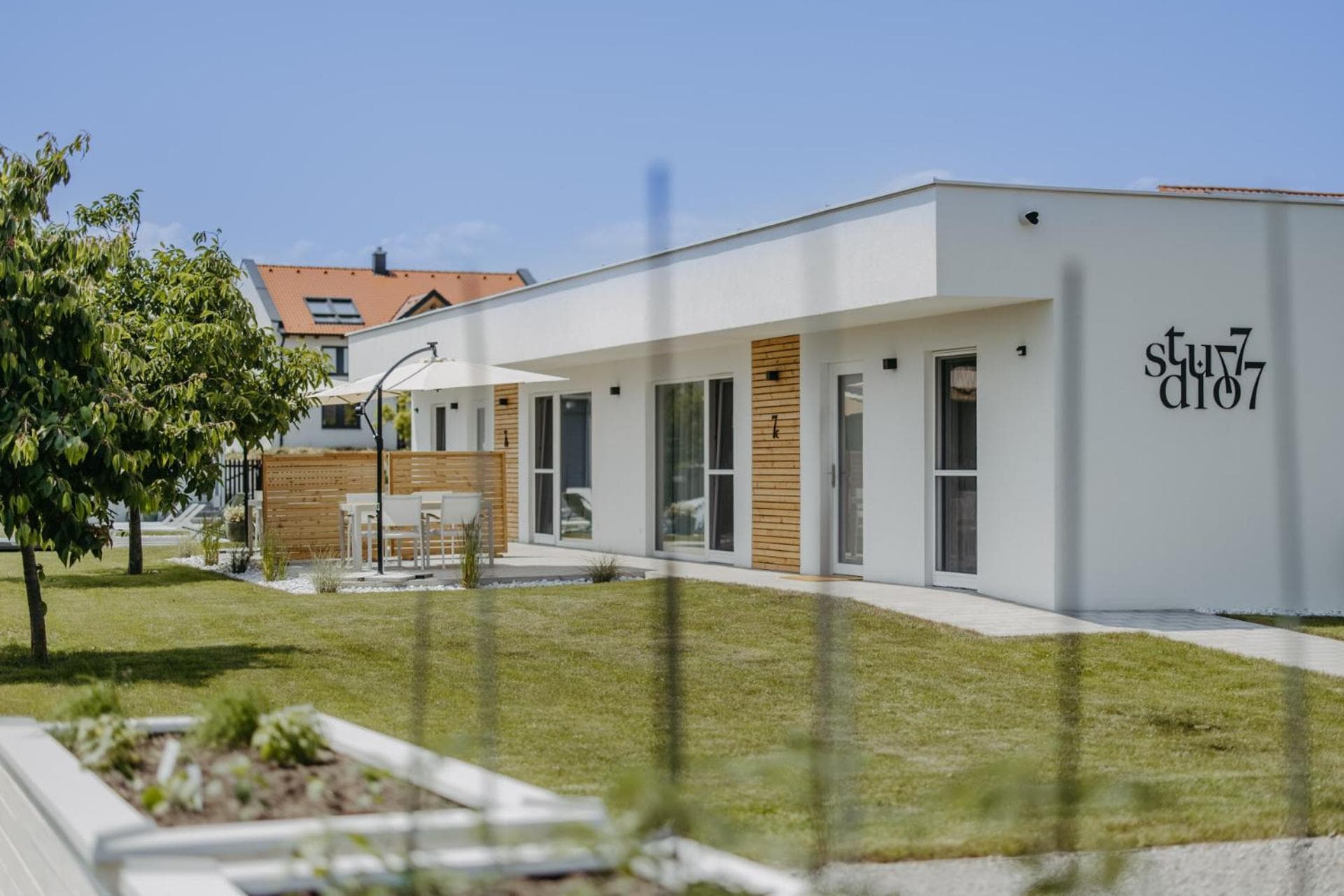 Studio 777 Apartments photo 4