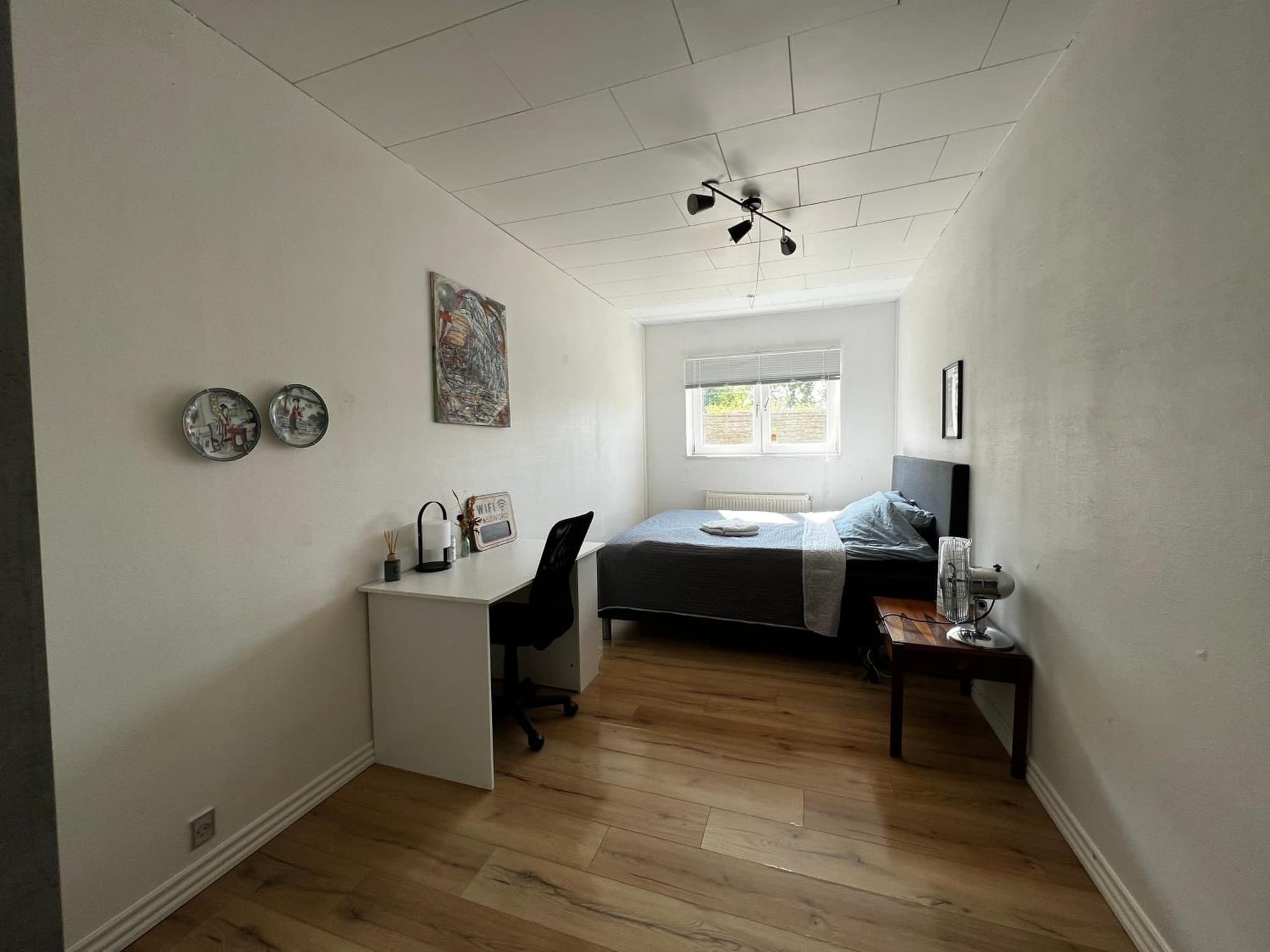 Budget Rooms in the heart of Rødby! 5km from Femern & Puttgarden! photo 9