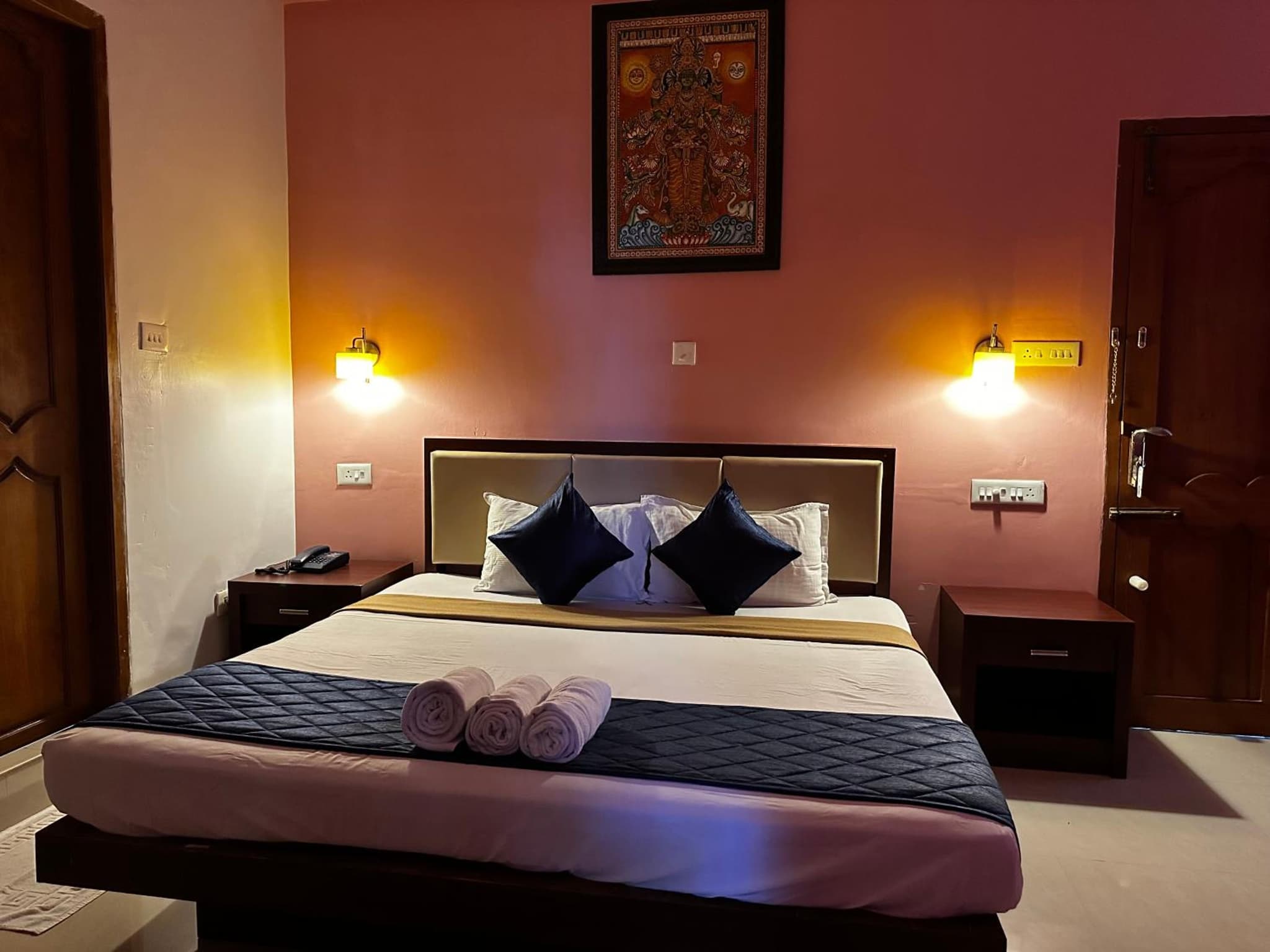 Hotel Opalo Kailas photo 3