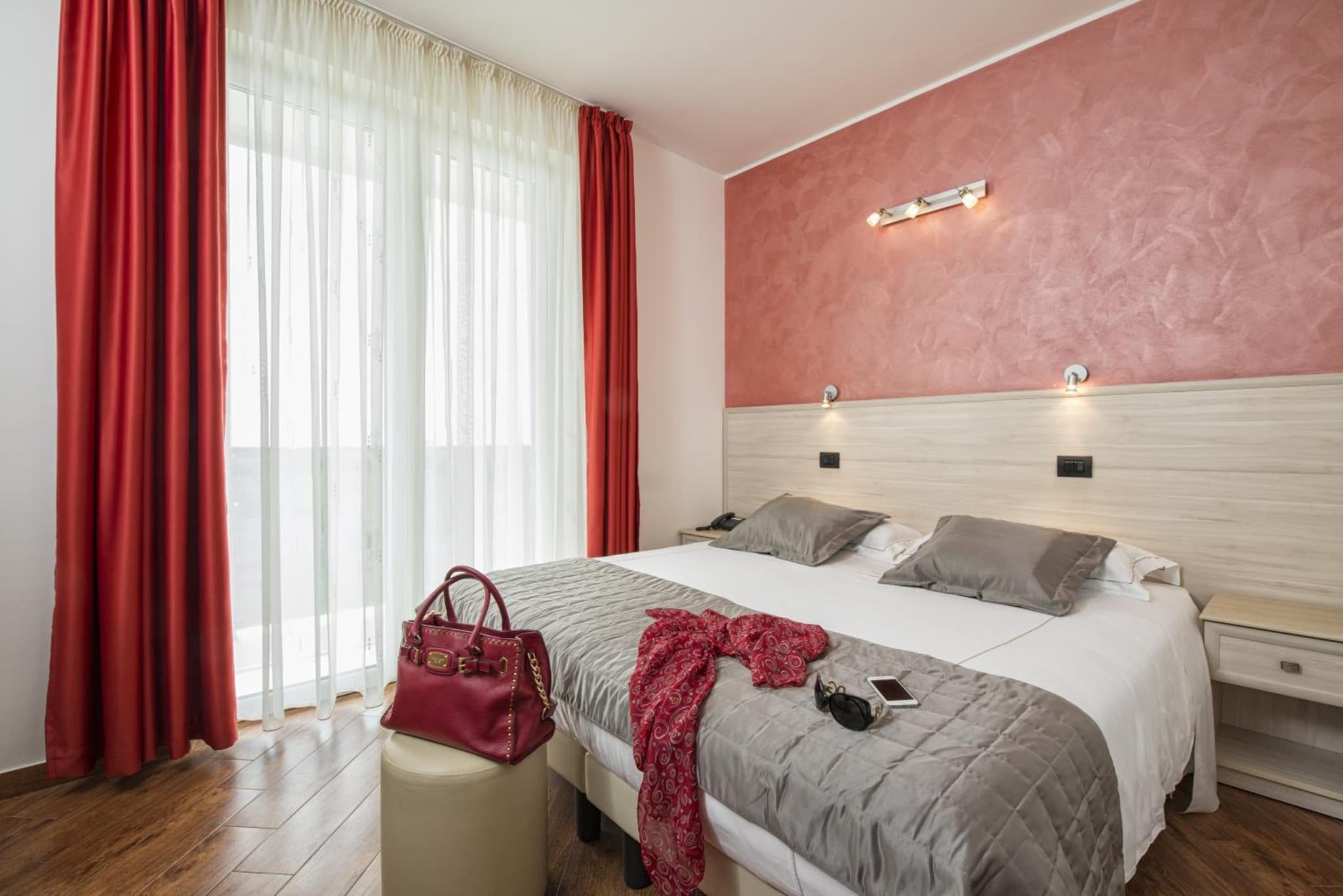 Simon Hotel photo 5