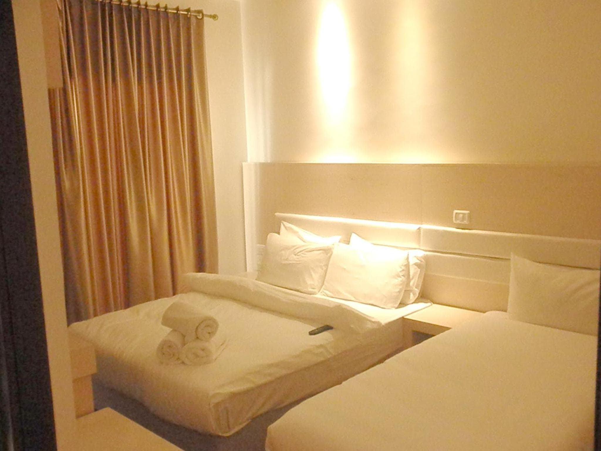Commodore Hotel photo 7