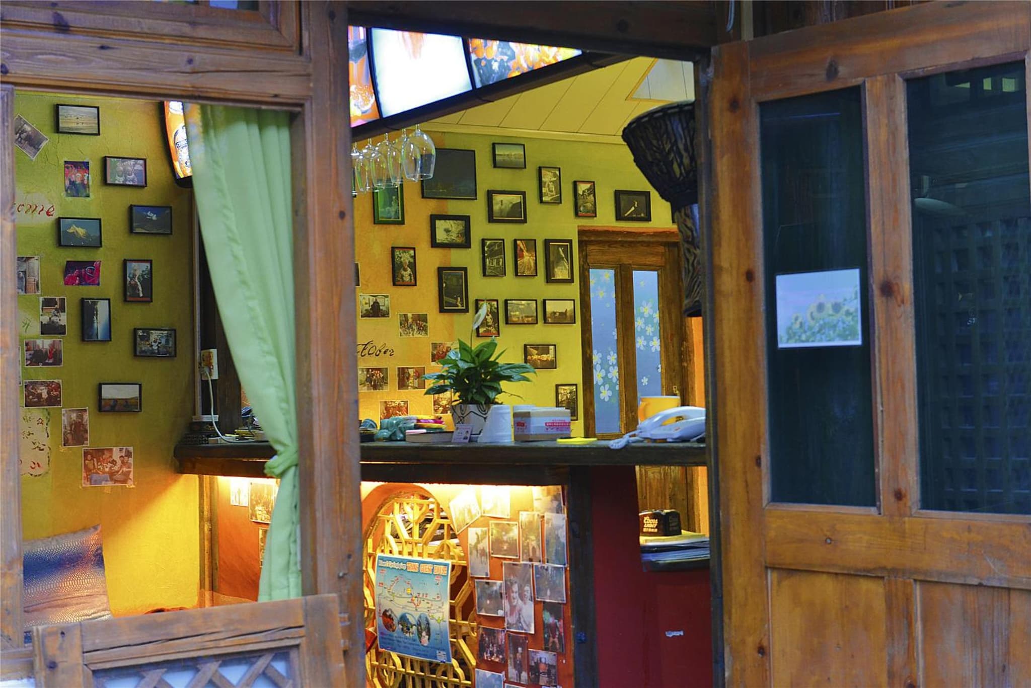 October Inn photo 9