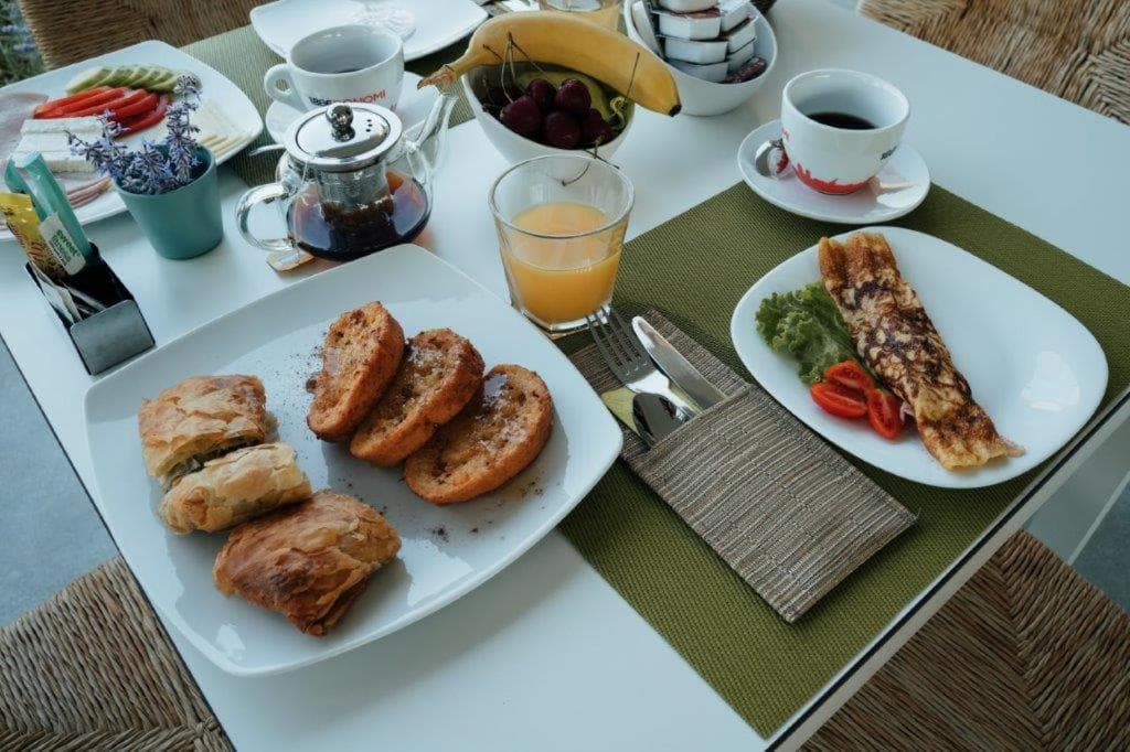 Miroes Suites photo 2