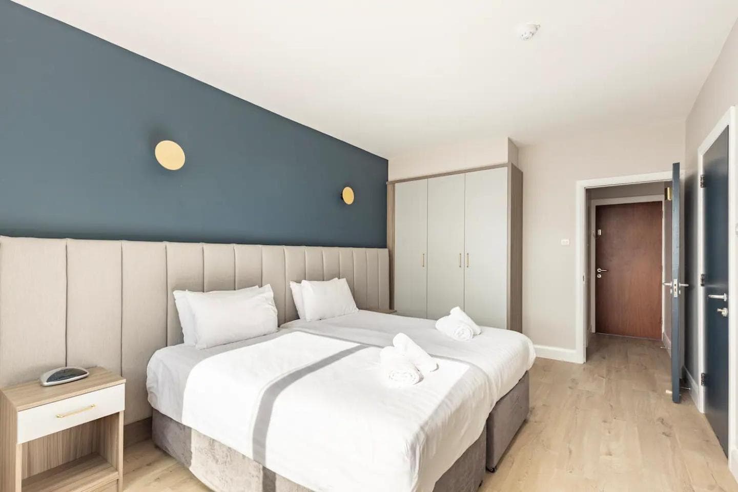 Galway Bay Sea View Apartments photo 9