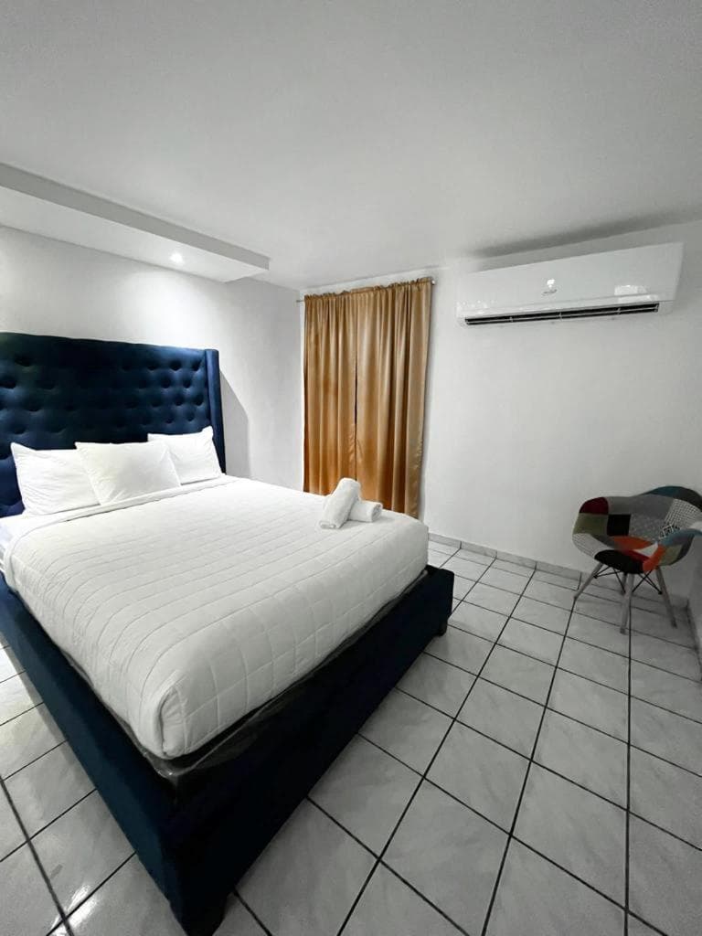 Douglas Highway Inn Hotel photo 2