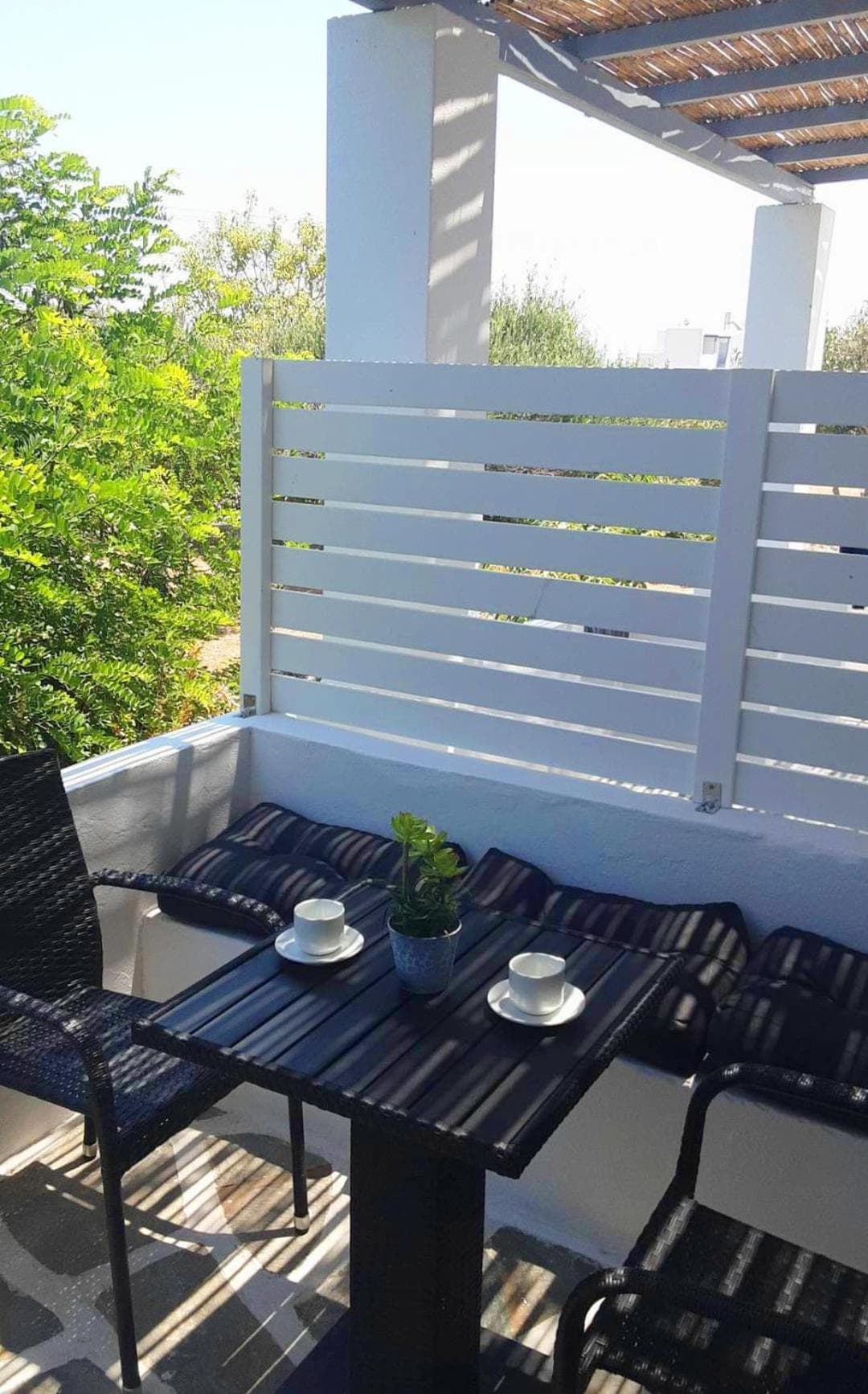 Apanema Paros photo 2