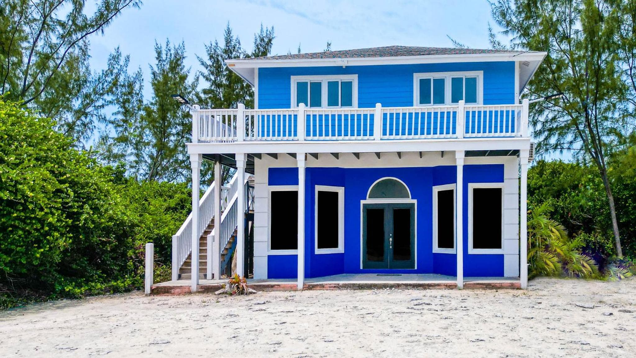 Sheer Bliss BeachView Apt #2 photo 9