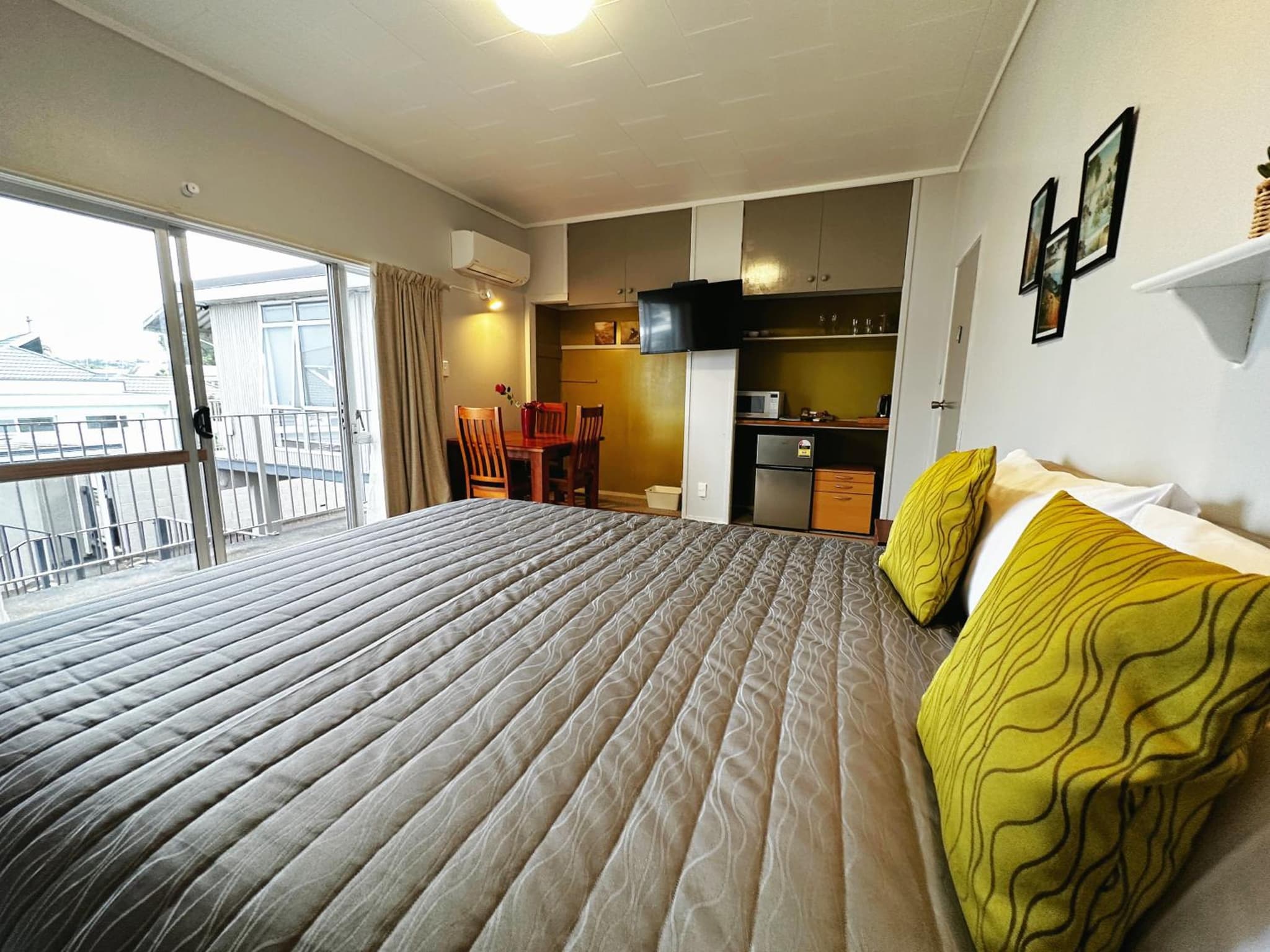 Continental Motel photo 7