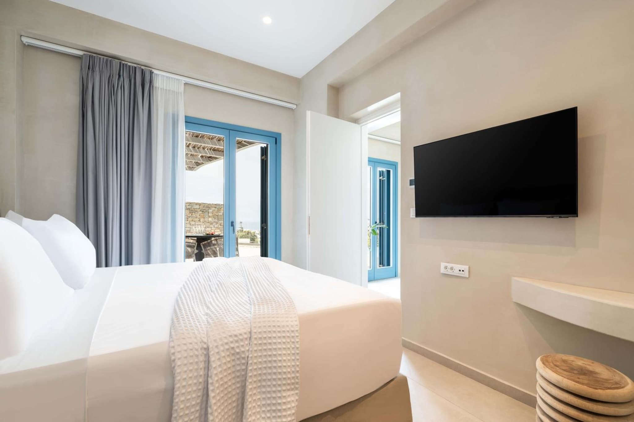 Aura Suites Paros photo 7
