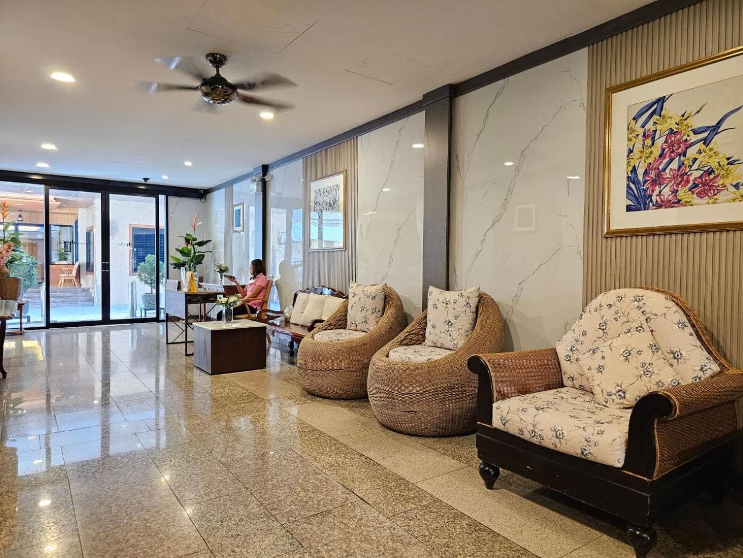 Dynasty Inn photo 9