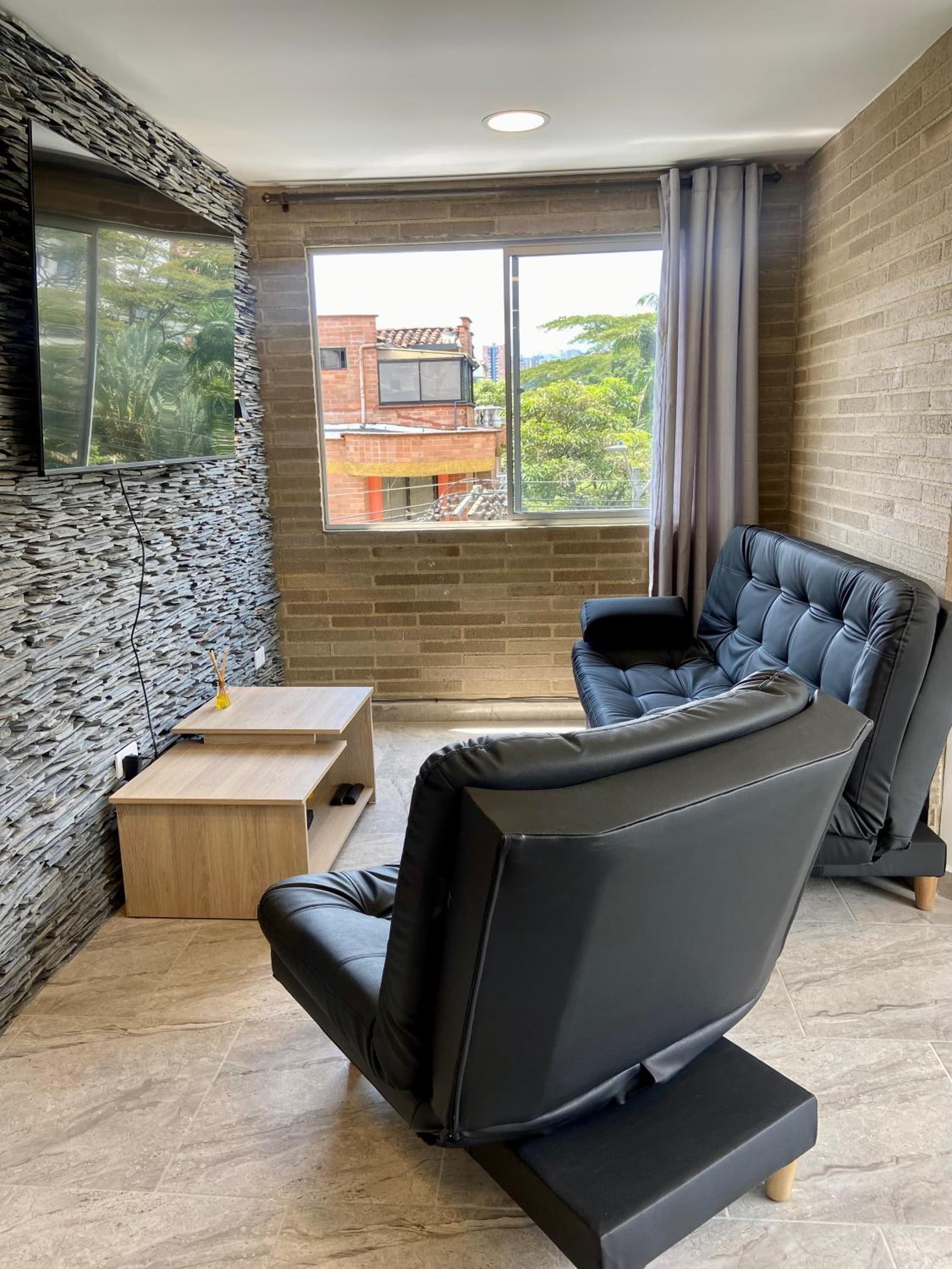 Apartamento con Excelente Ubicación en Envigado photo 7