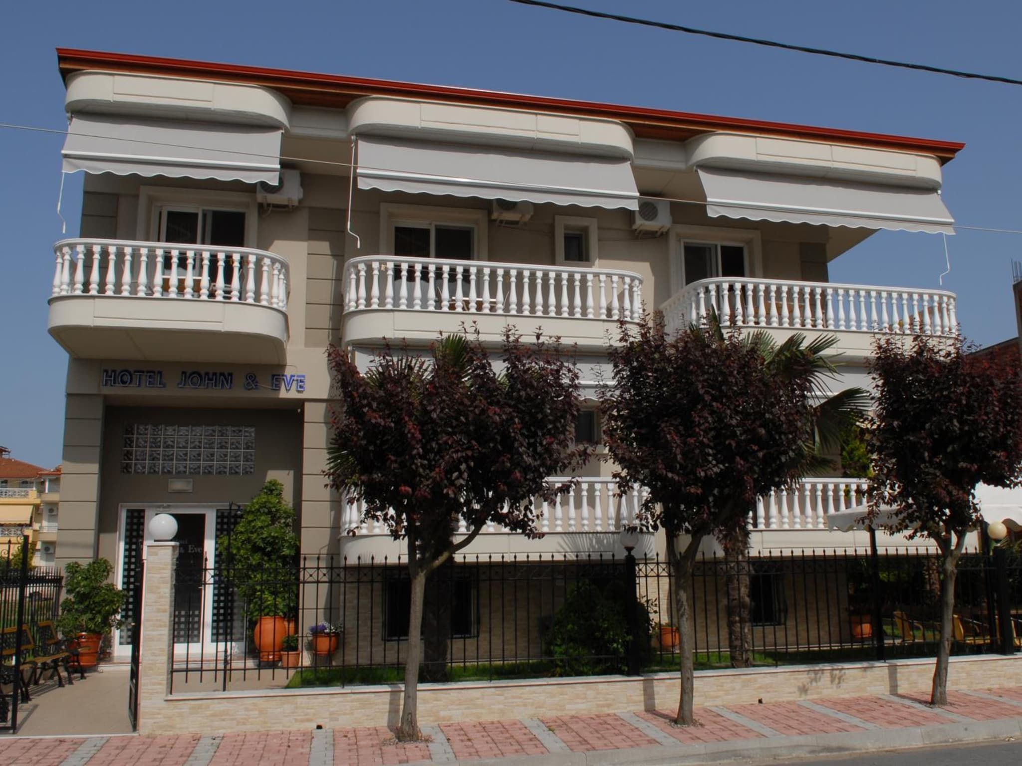 John & Eve Hotel photo 7