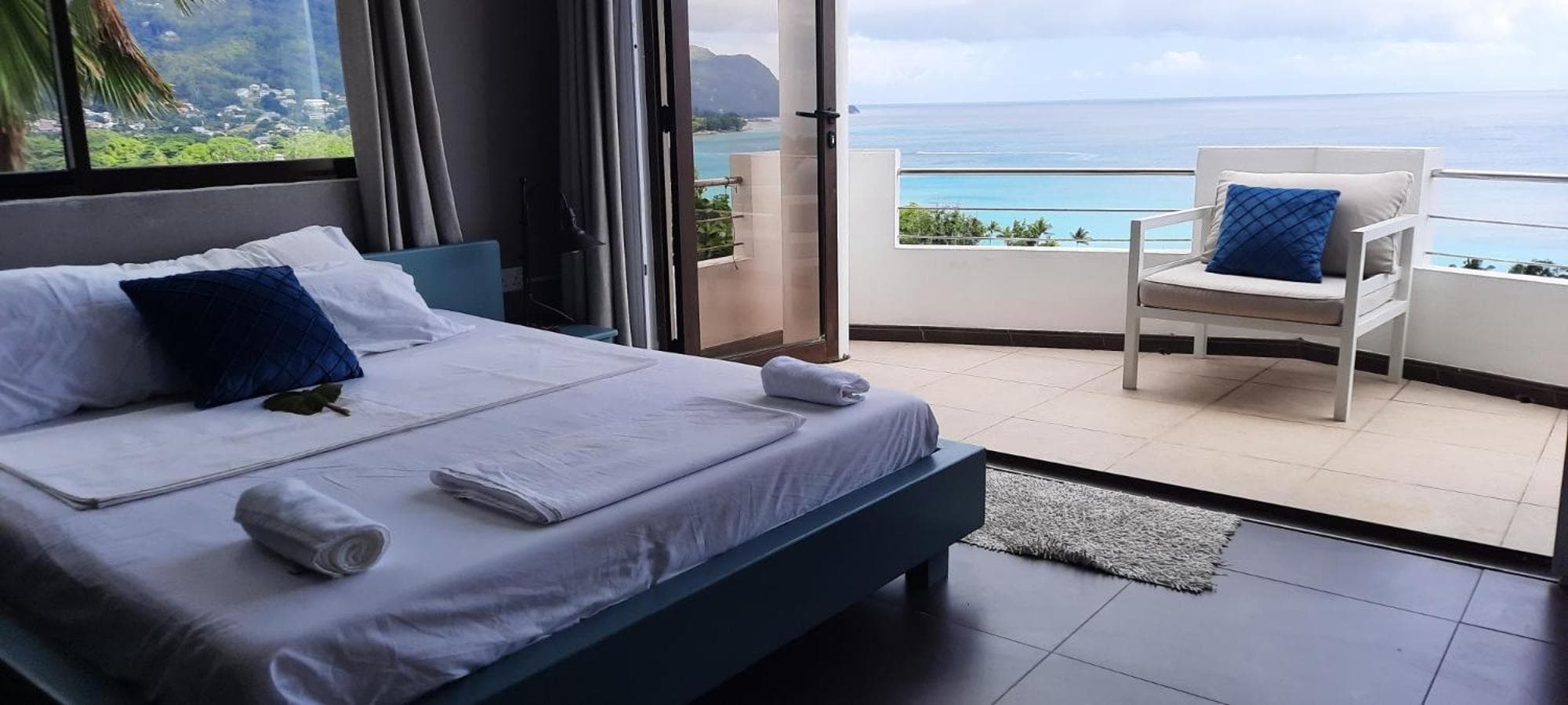 NORTHWEST BAY Seaview apartment