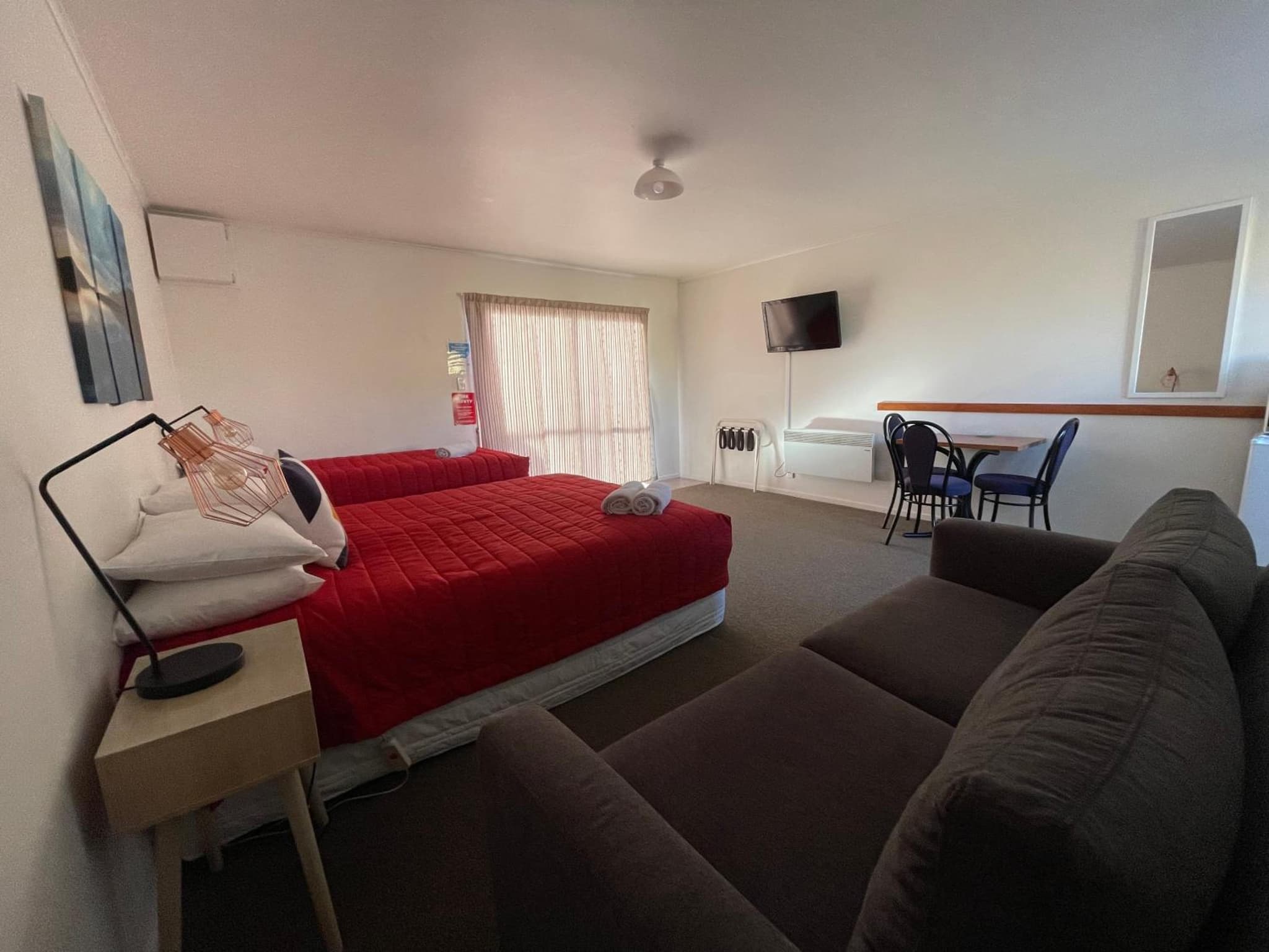 Alpine View Motel photo 8