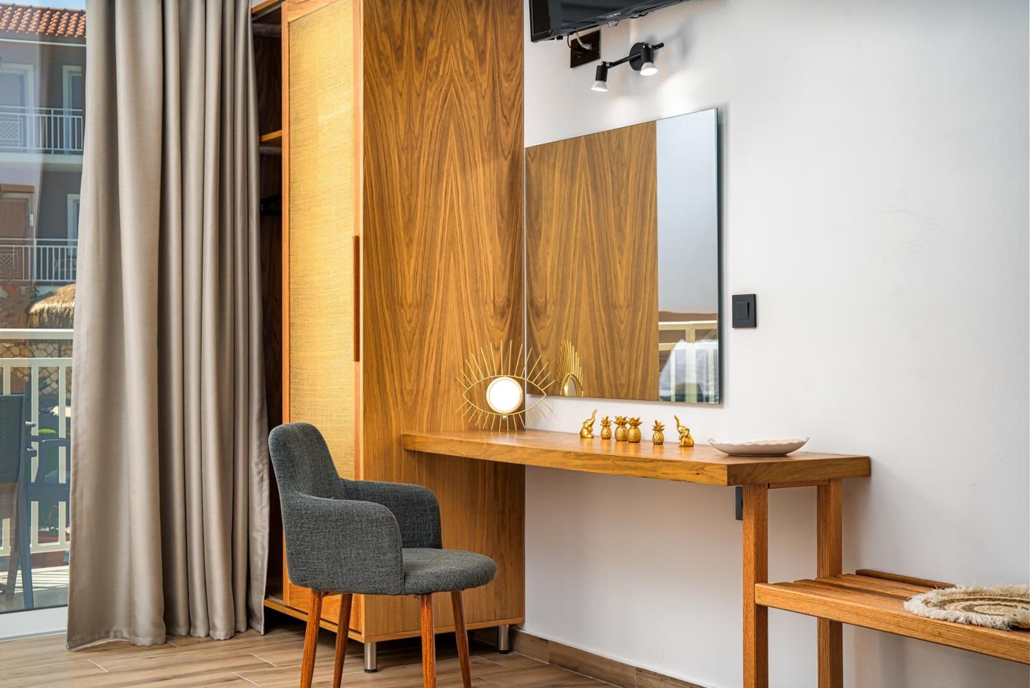 Amoudi Studios Apartments Hotel photo 8