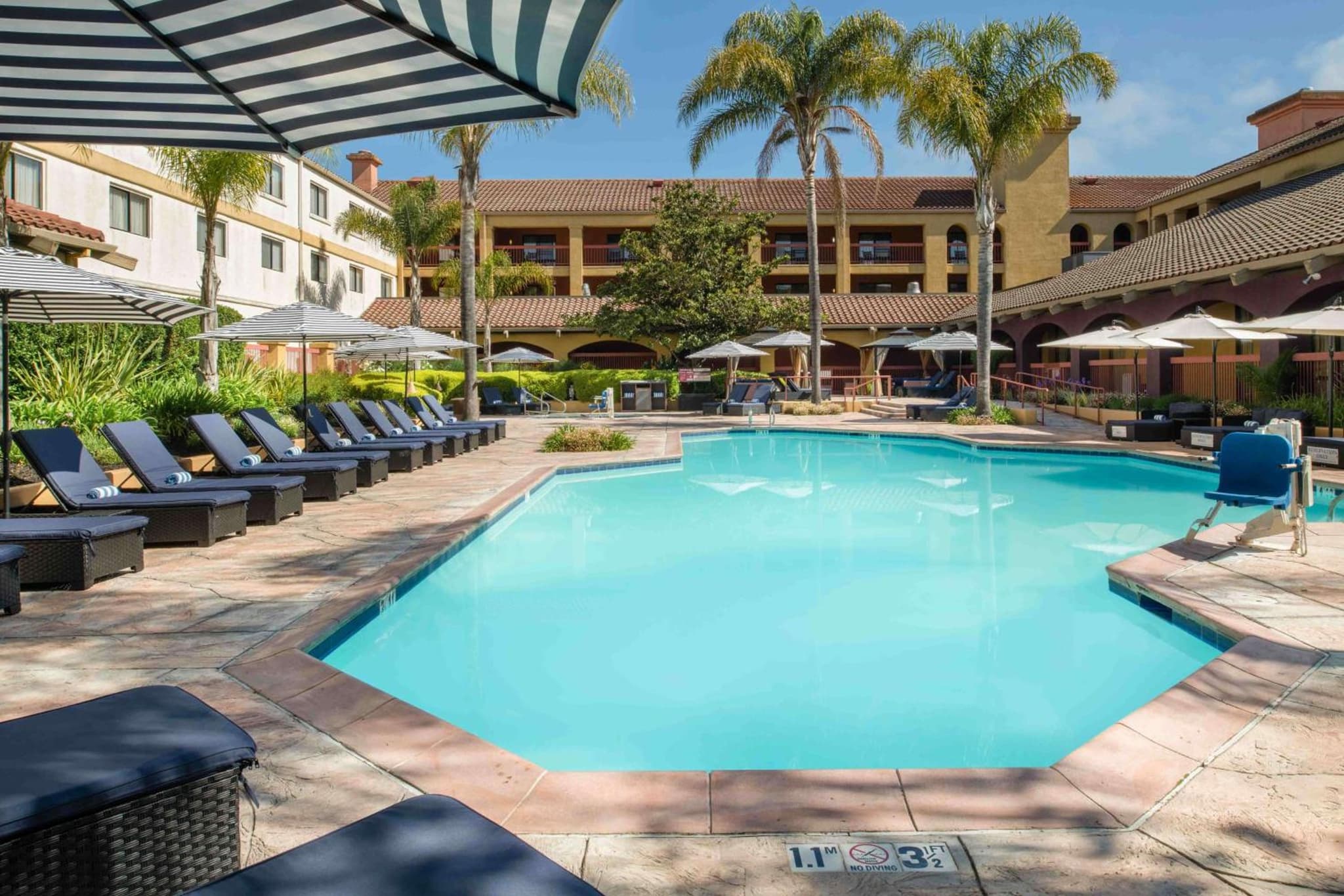 DoubleTree by Hilton Sonoma Wine Country photo 7