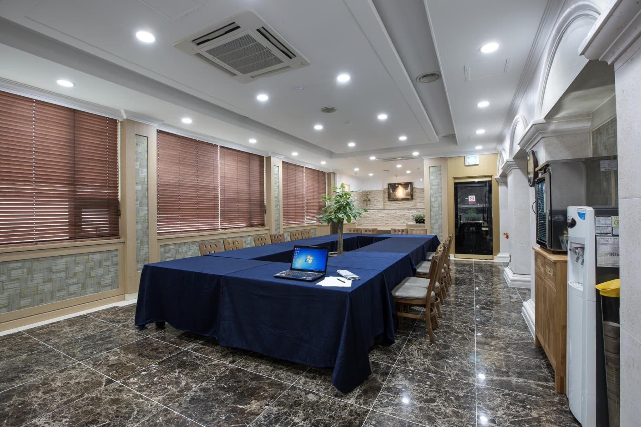 Elin Hotel photo 7