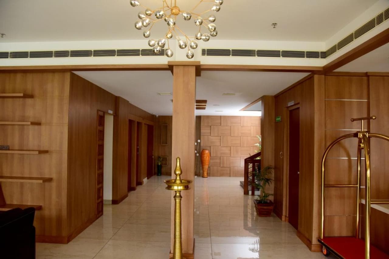 HOTEL EMERALD PALACE photo 3