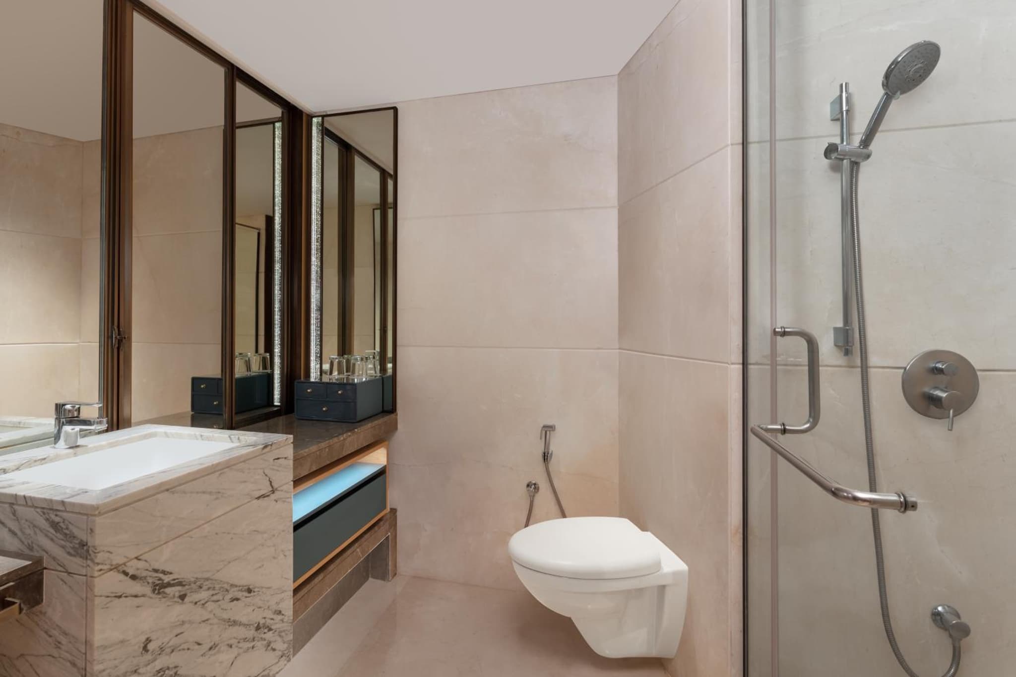 Surat Marriott Hotel photo 2