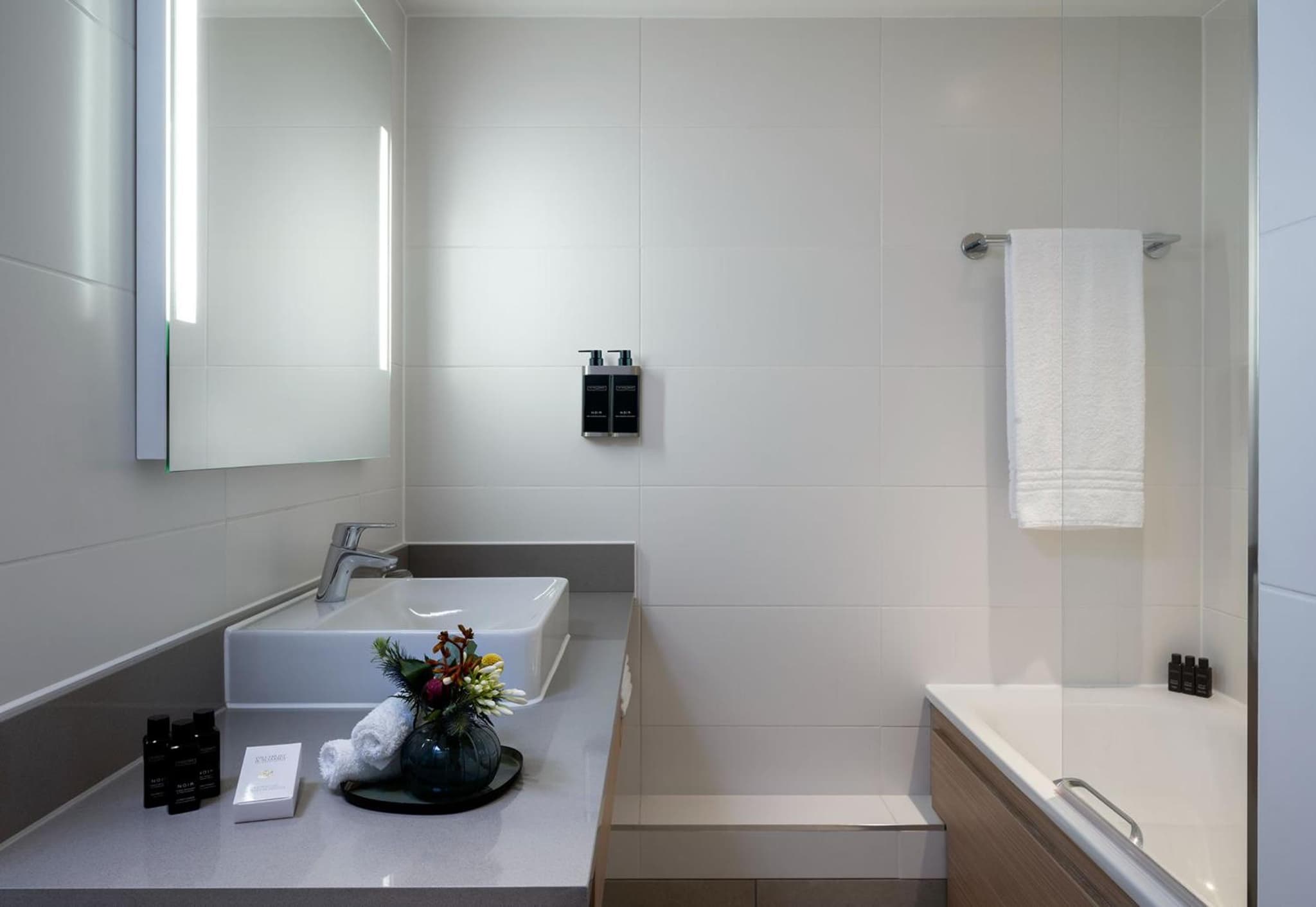 Leonardo Royal Hotel Brighton Waterfront photo 9