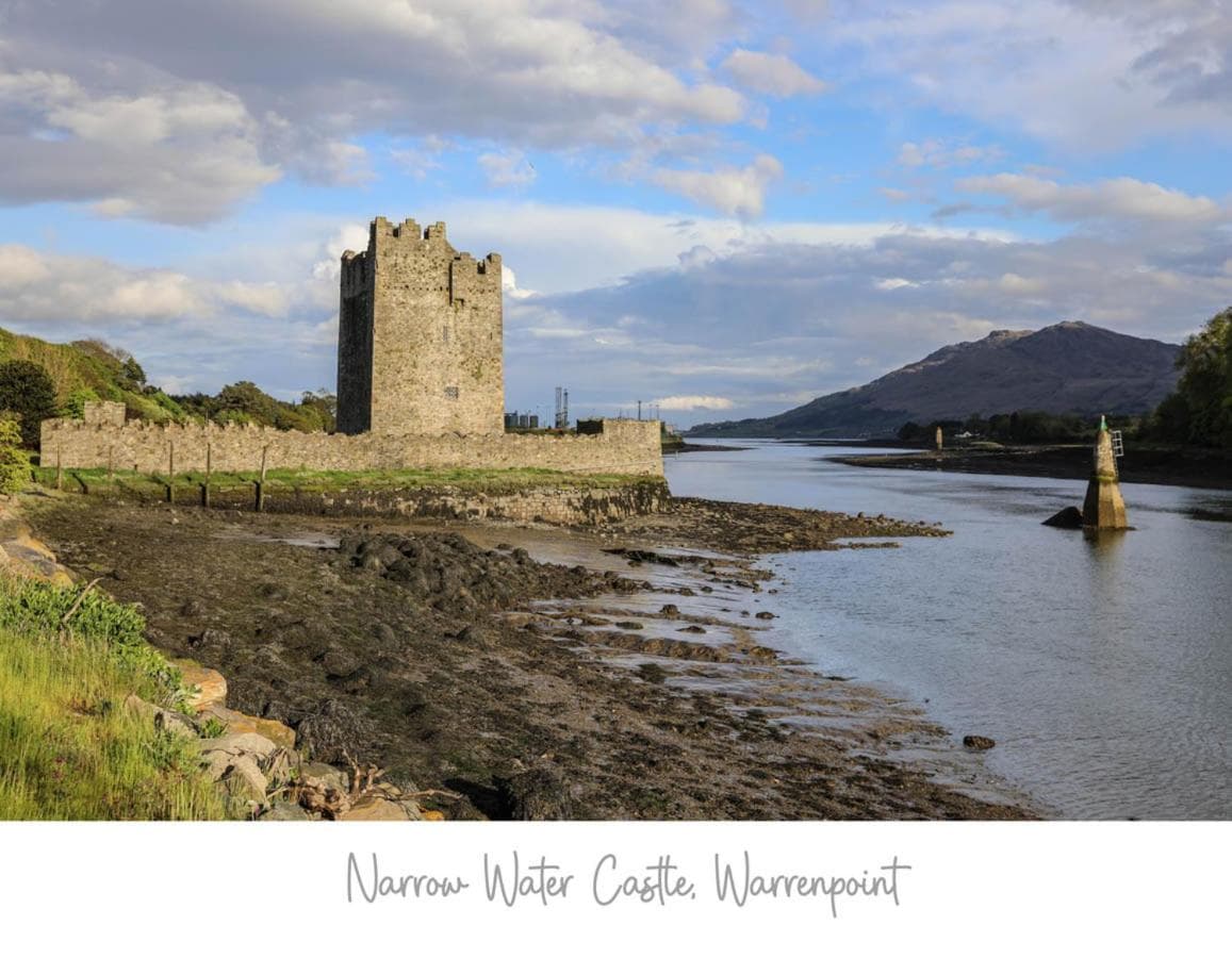 Narrow water house photo 6