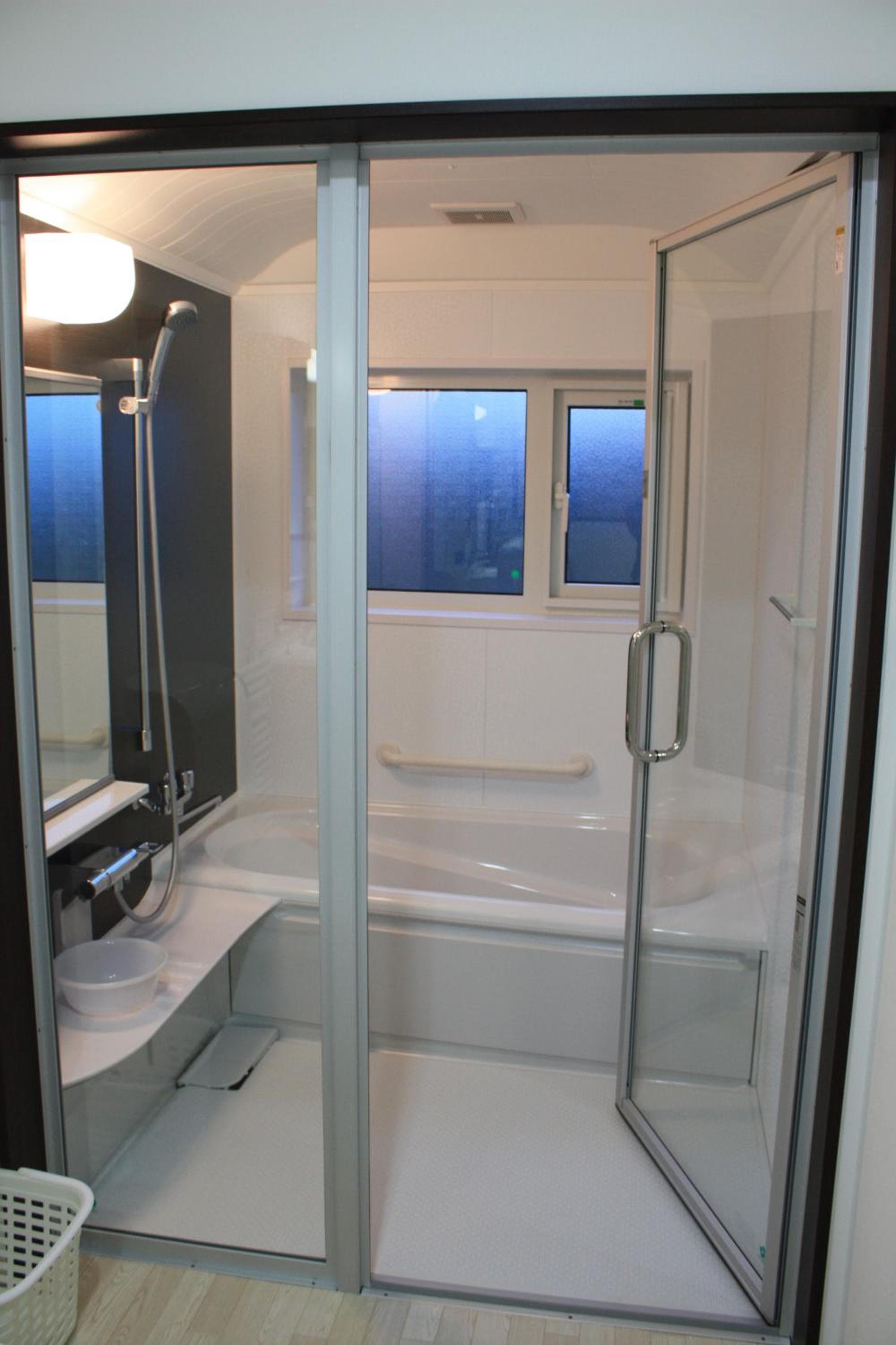 Tsuru Apartments photo 3